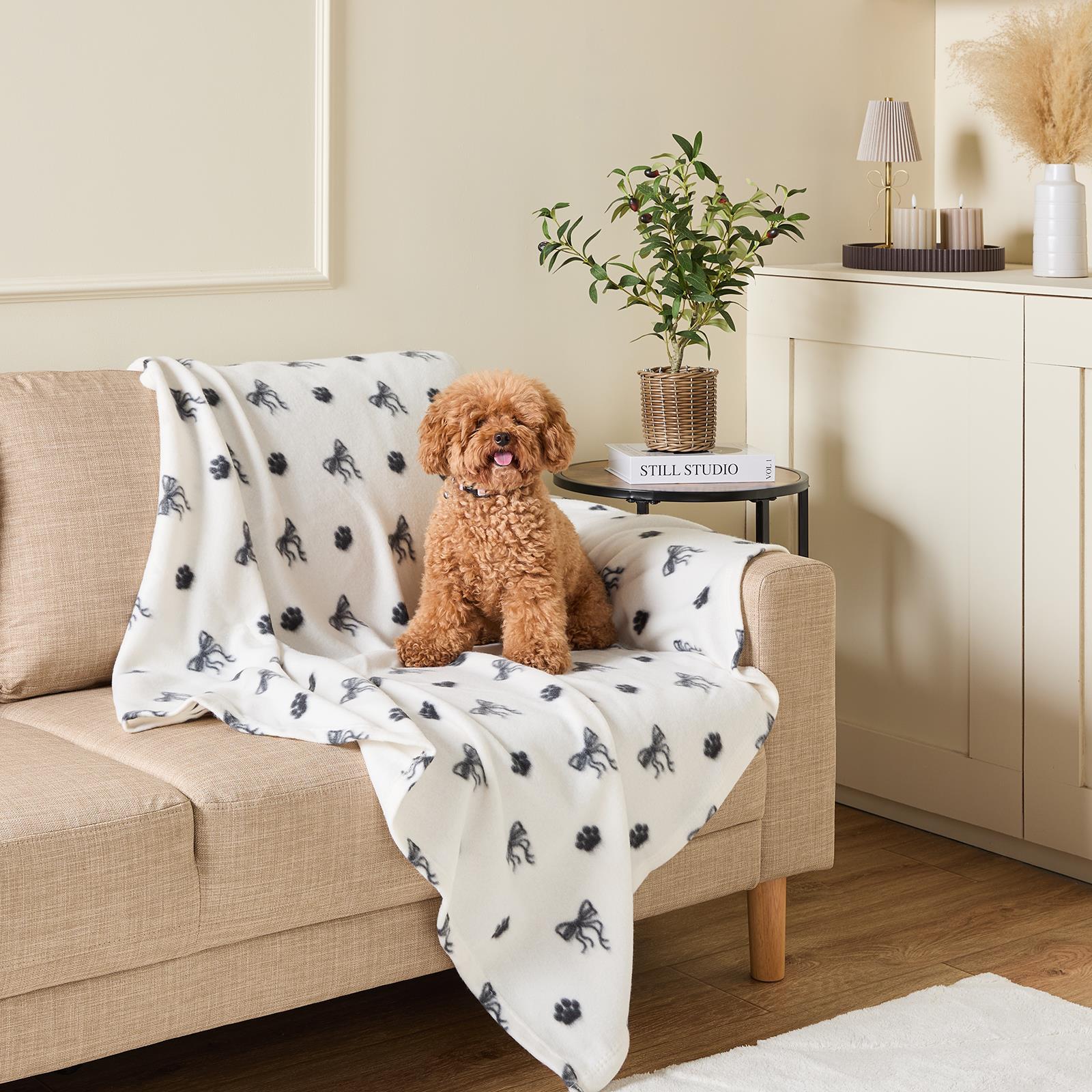 OHS Pet Blanket Dog Warm Fleece Cat Throw Paw Puppy Animal Soft Mat