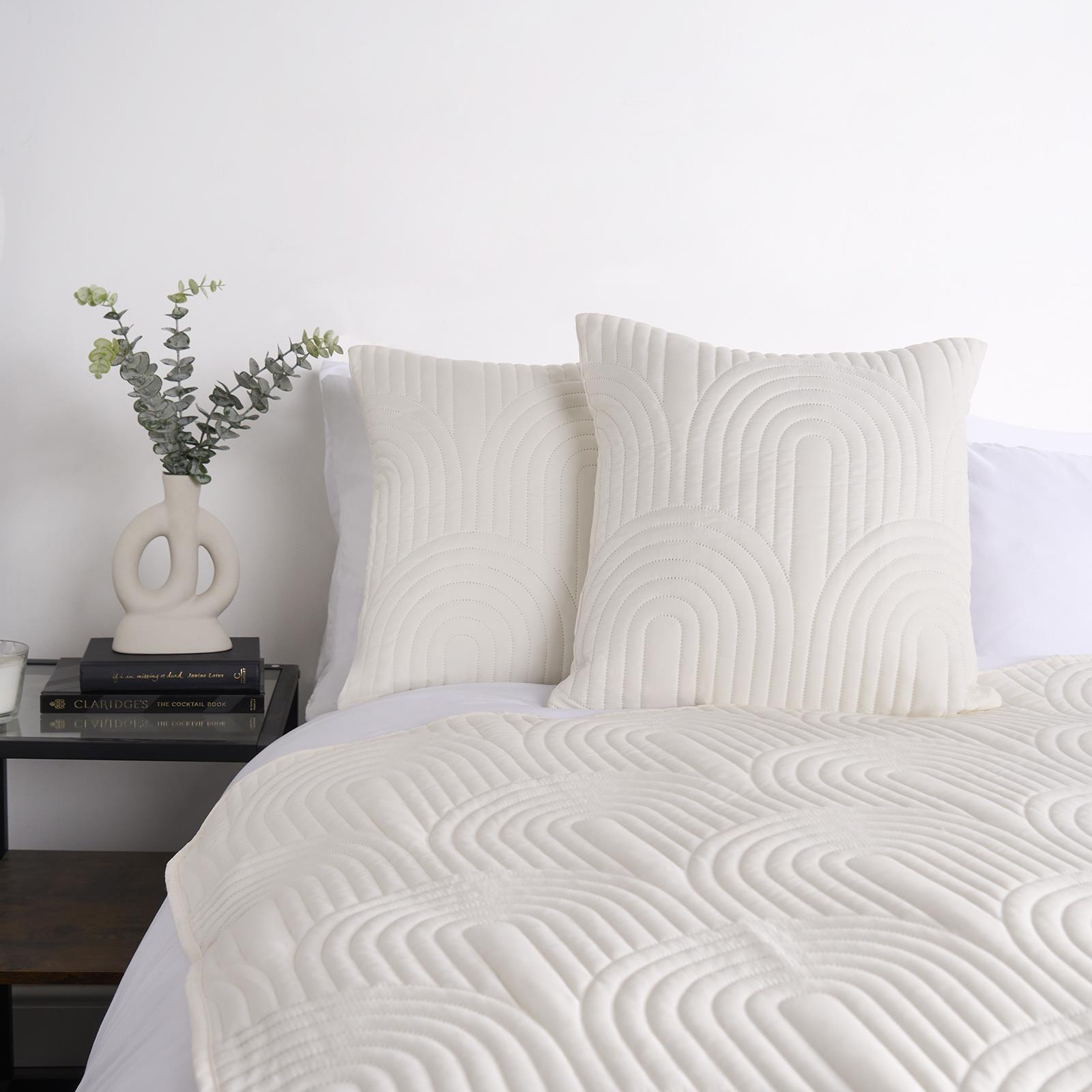 OHS Arches Quilted Cushion Covers Pinsonic Square Pillowcases Filled