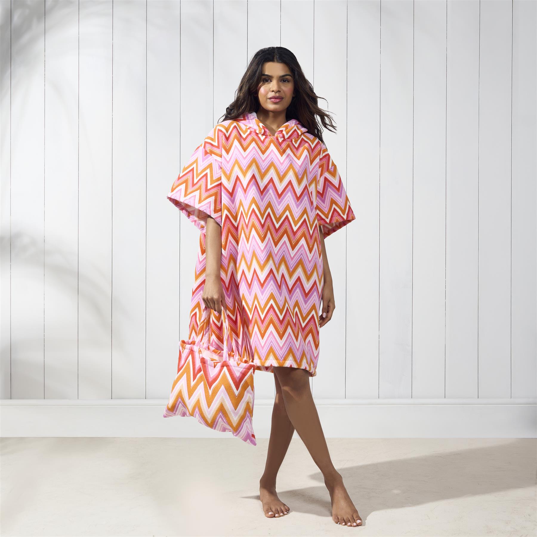 Poncho Towel Ladies Oversized Hooded Beach Wrap Adult Bath Changing Beach Robe - Picture 13 of 17