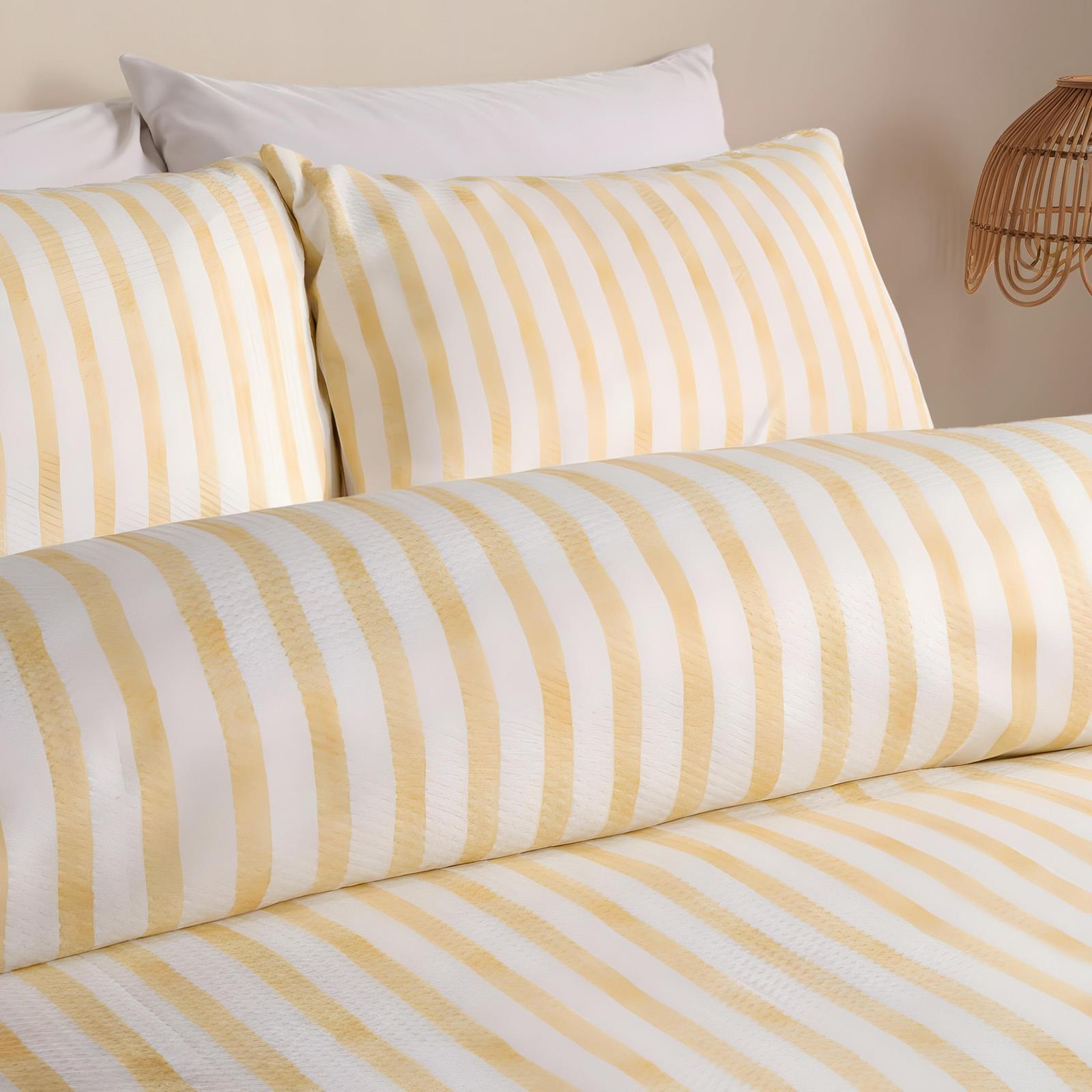 OHS Watercolour Embossed Bedding Set Stripe Duvet Cover with Pillowcase