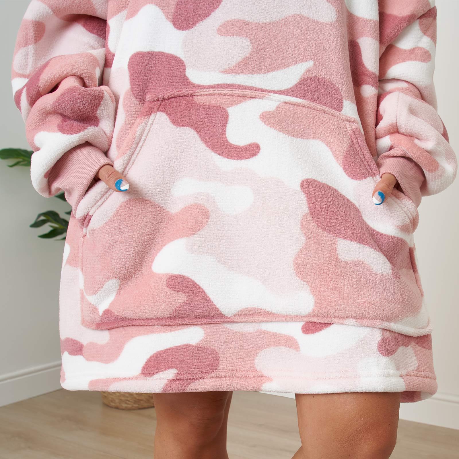 Dreamscene Camo Oversized Hoodie Blanket Giant Hiking Wearable Sherpa Sweatshirt