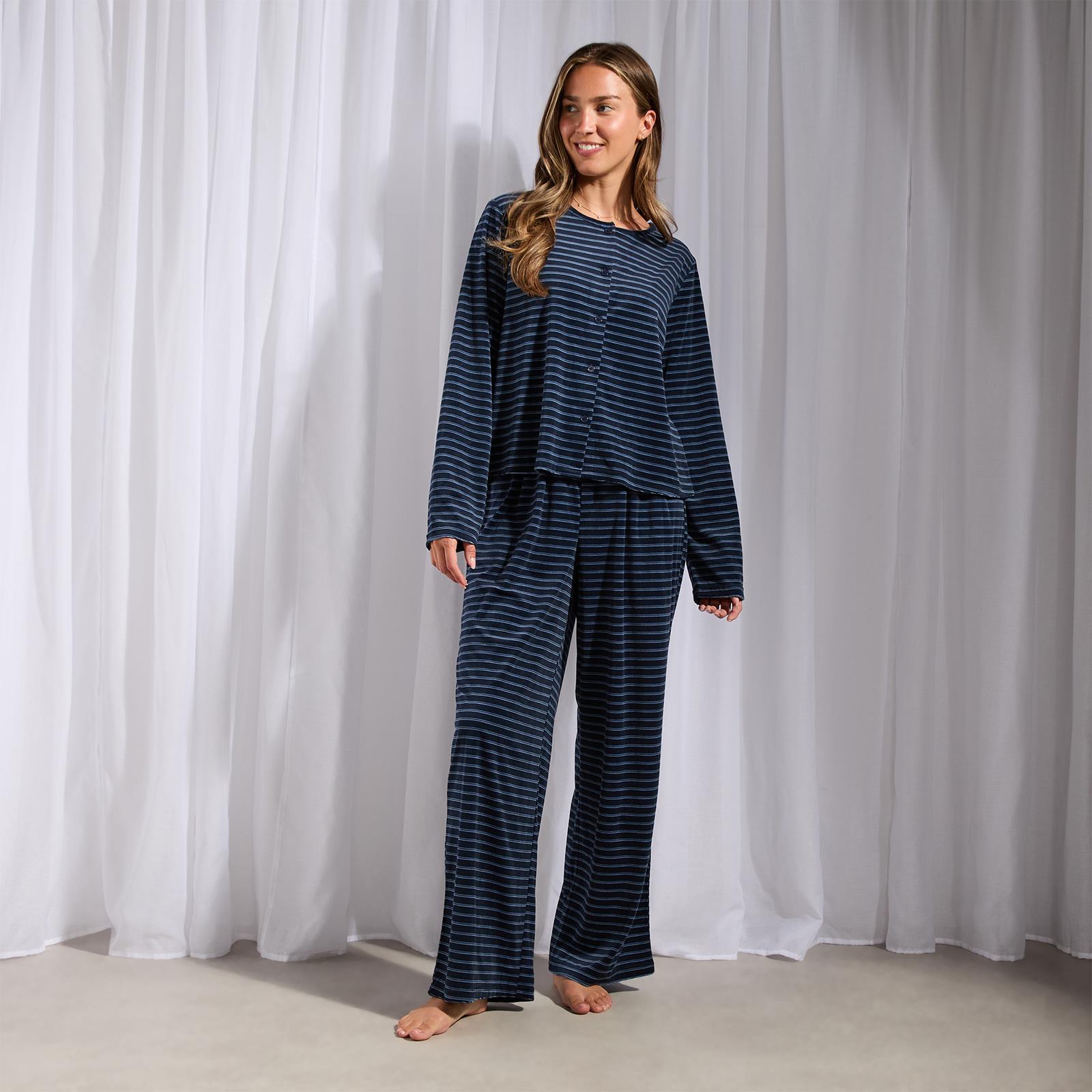 OHS Matte Velvet Loungewear Co-Ord Set Stripe Print Button Through Nightwear