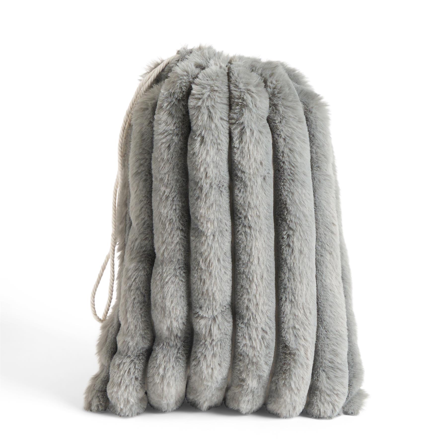 OHS Ribbed Faux Fur Winter Gift Set Hot Water Bottle Socks Eye Mask Scrunchie