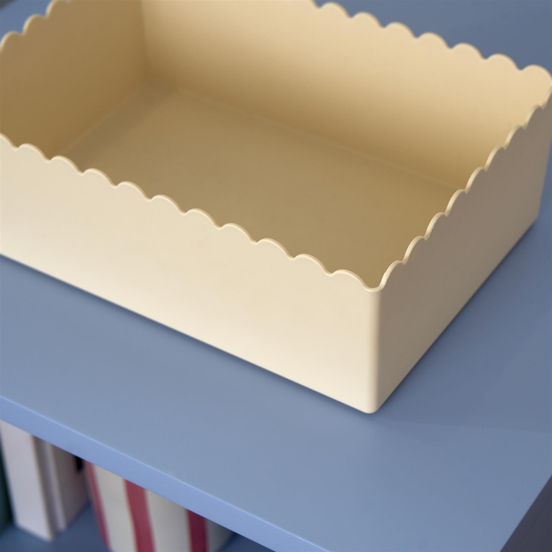 OHS Scallop Edge Organiser PP Plastic Box Tub Storage Bin Container Home Decor