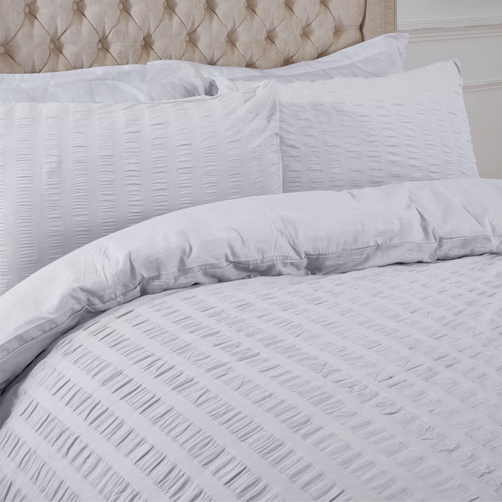 Highams Seersucker Duvet Cover with Pillowcase Bedding Set Silver White