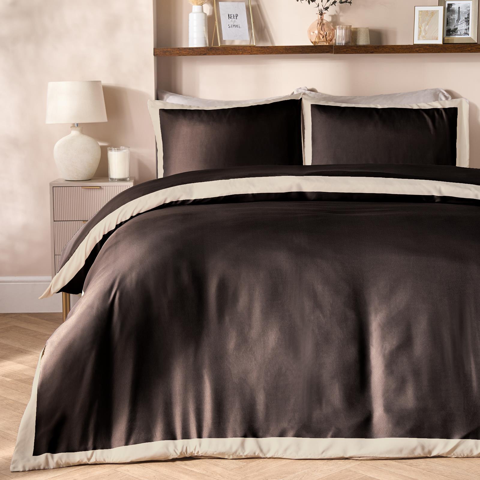 OHS Contrast Border Bedding Set Soft Microfibre Duvet Cover with Pillowcases
