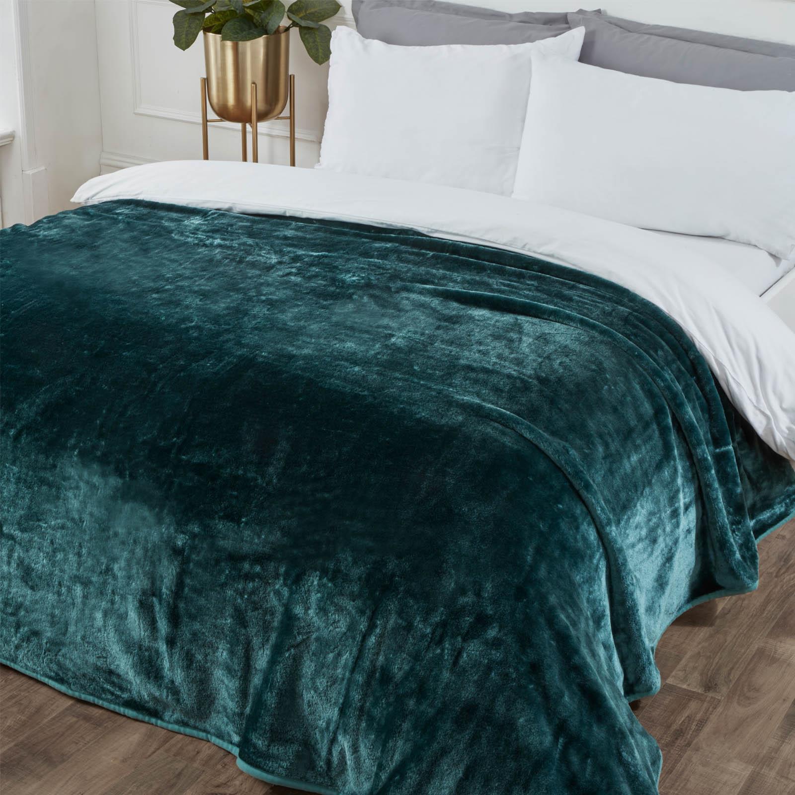 Dreamscene Large Luxury Faux Fur Throw Sofa Bed Mink Soft Warm Fleece Blanket UK