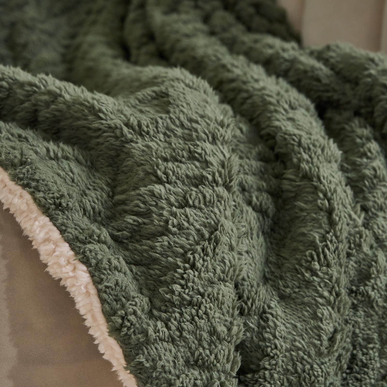 OHS Cable Knit Blanket Sherpa Fleece Sofa Plush Soft Warm Throw Over Bed Chair