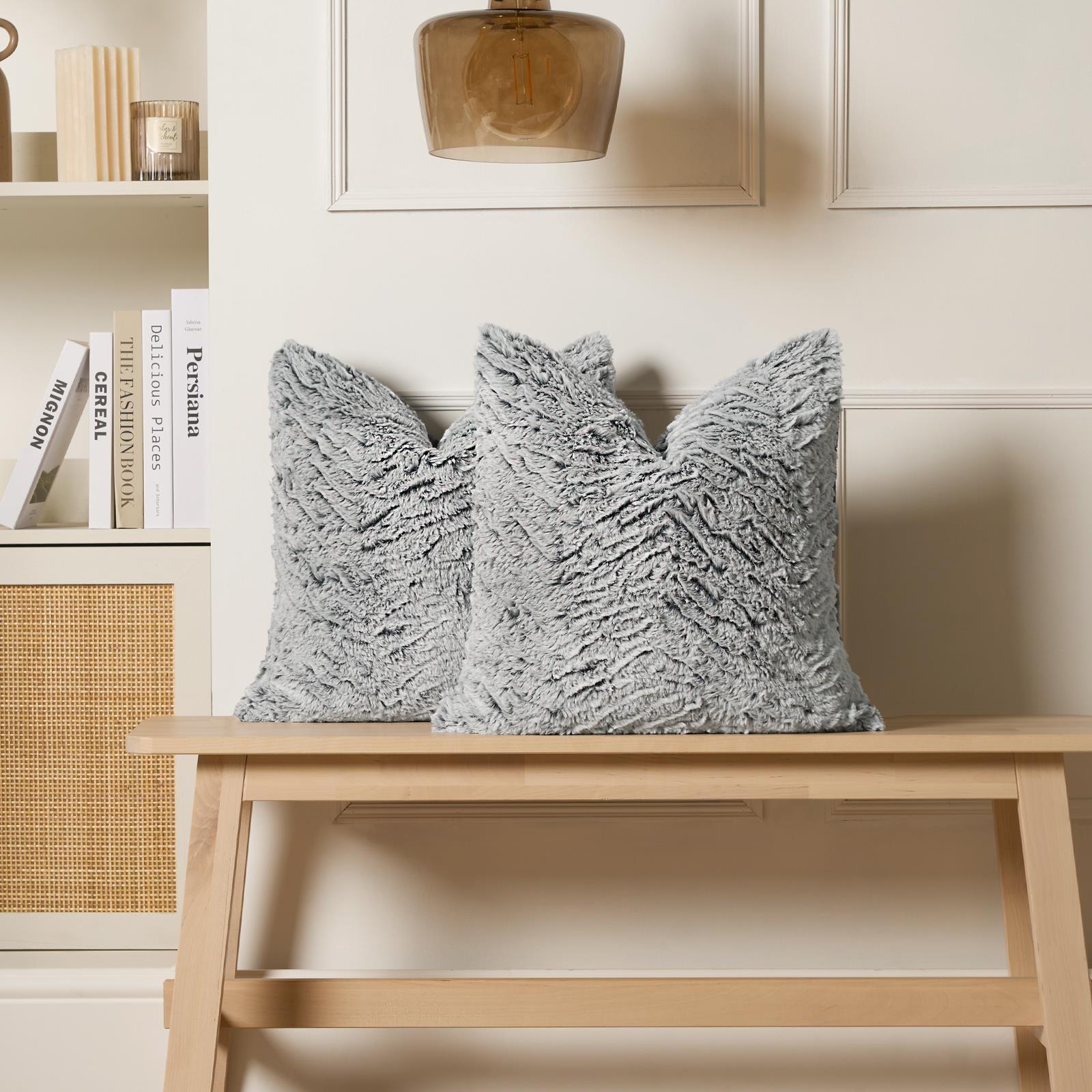 Cushion Covers Faux Fur Fleece Pack of 2/4 Filled Case Pad Two Tone Home Decor