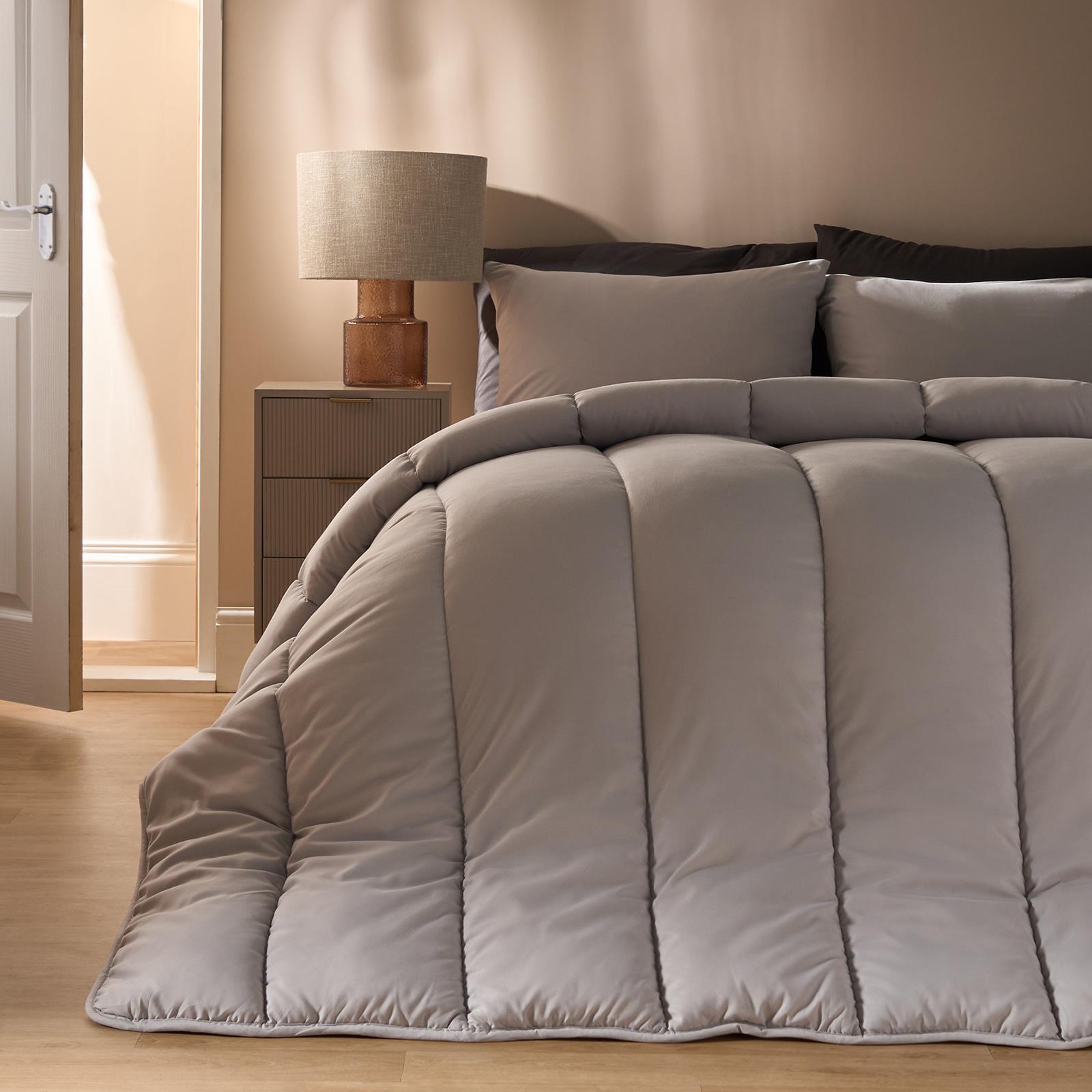 OHS Coverless Duvet & Pillowcase 10.5 Tog Bedding Set Easy Care Reversible