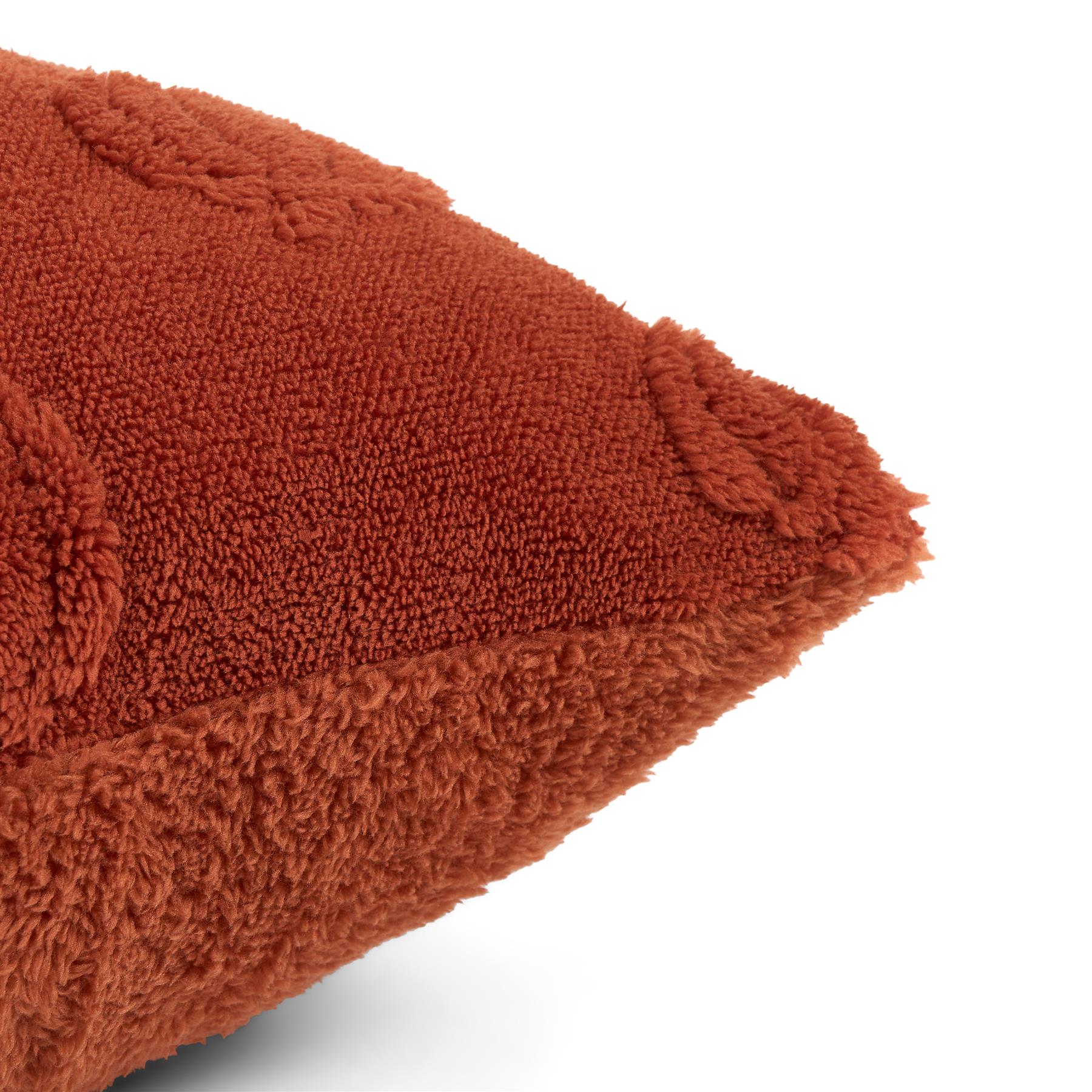 OHS Tufted Halloween Cushion Covers 2/4 Pack Fleece Warm Filled Cushions