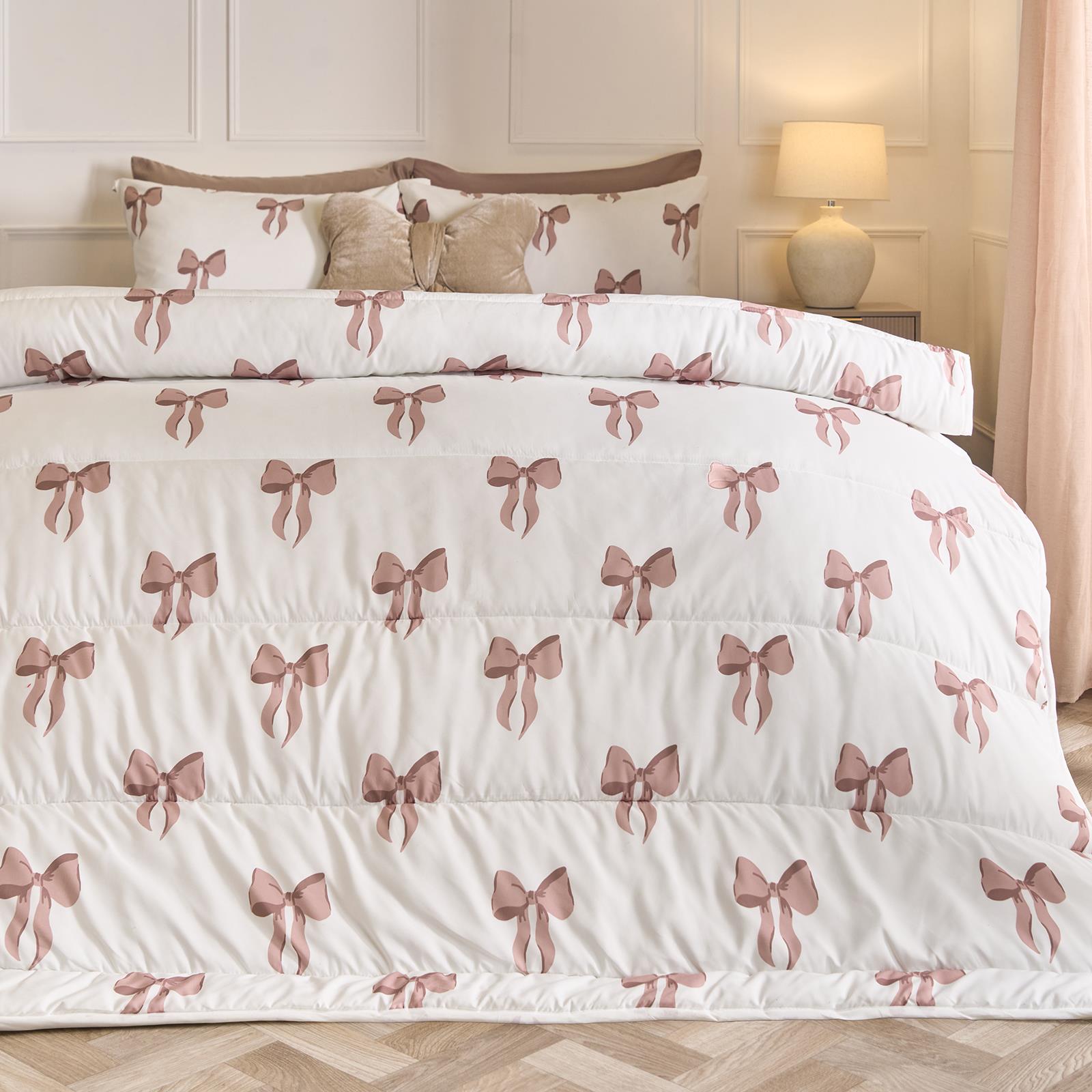 OHS Bows 10.5 Tog Coverless Duvet with Pillowcase Winter Warm Bedding Set