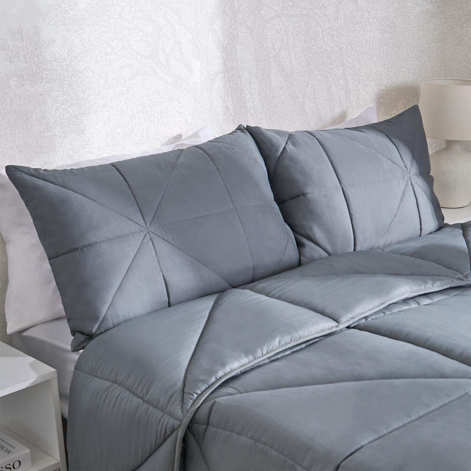 Coverless Duvet Geo Quilted 7.5 TOG Bedding Pillowcase Bed Set Double King Size - Picture 11 of 22