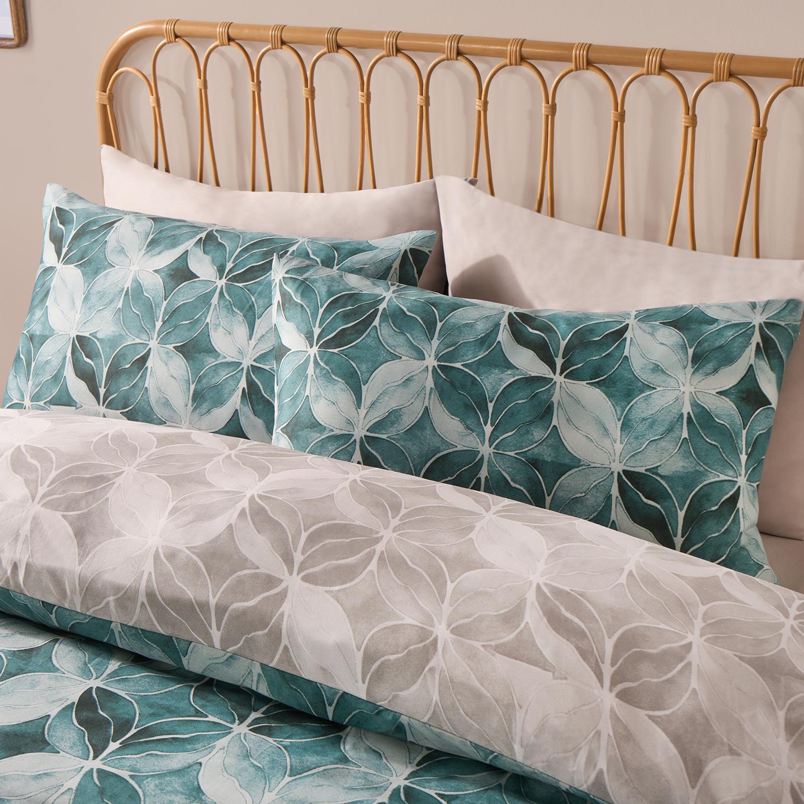 Geo Duvet Cover Set Quilt Pillowcase Watercolour Soft Bedding Double King Size