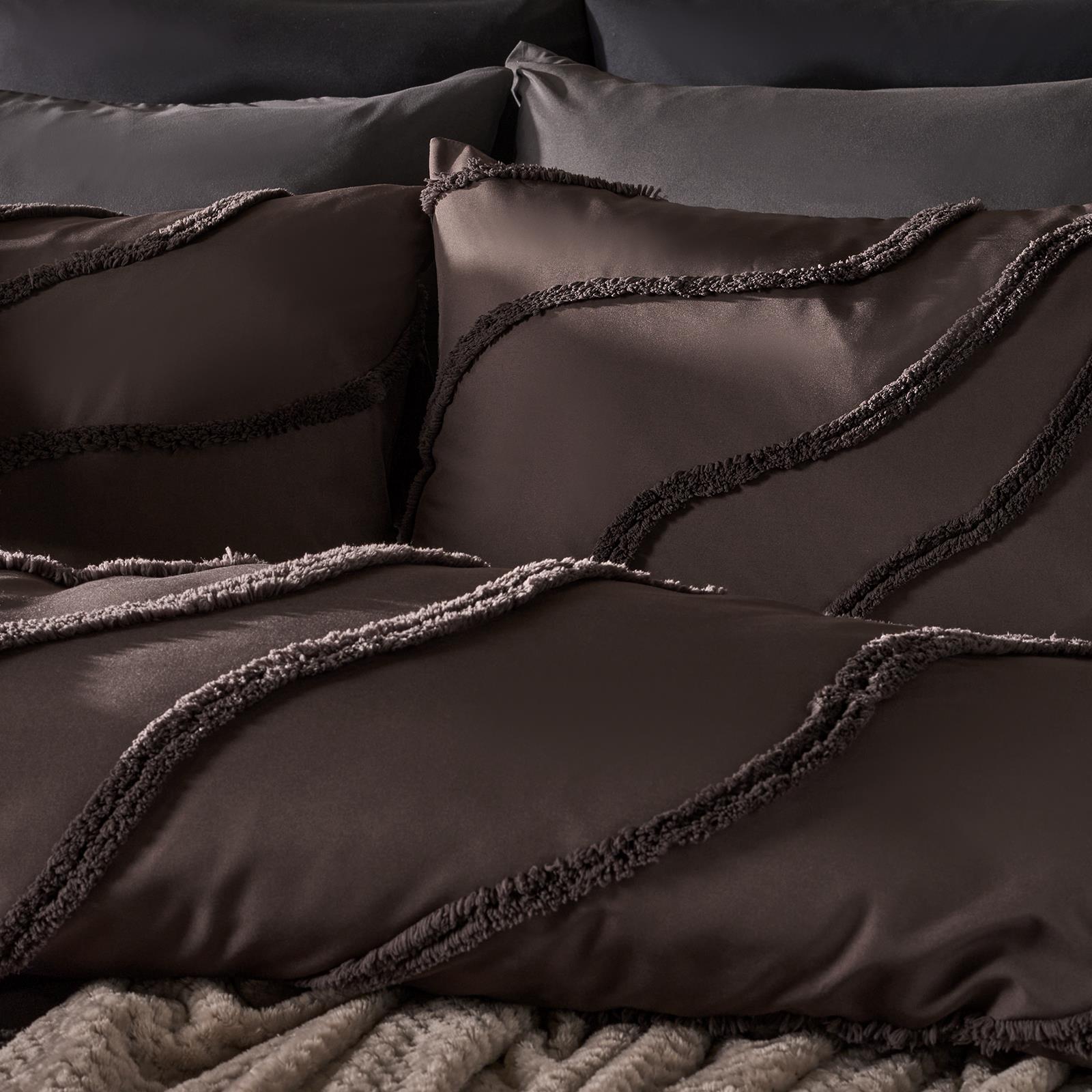 OHS Tufted Contour Bedding Set Soft Cosy Duvet Cover with Pillowcase