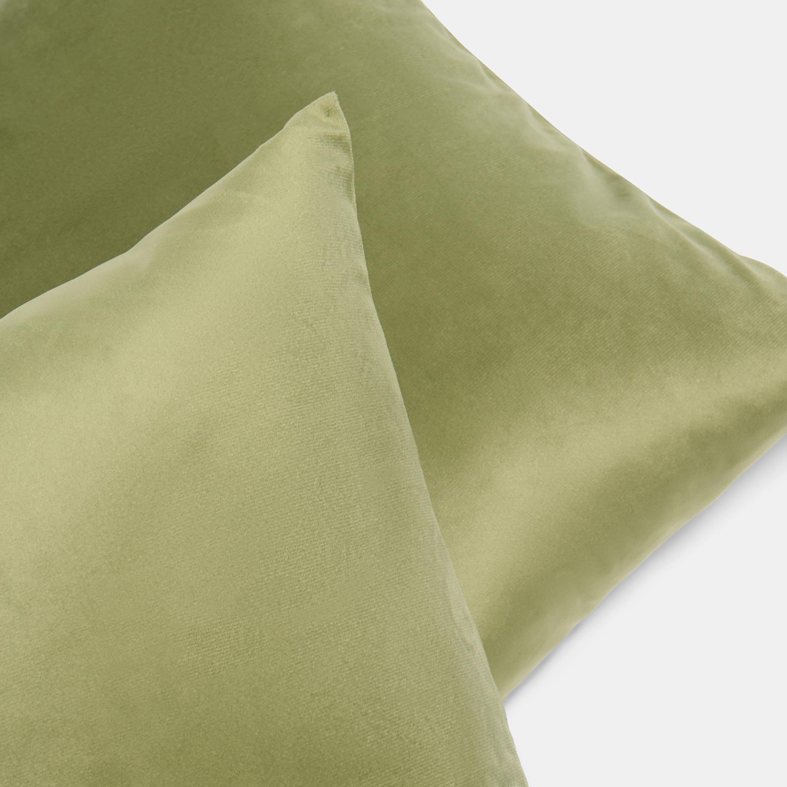 OHS Matte Velvet Cushion Covers Super Soft Luxury Square Pillowcases Multipack