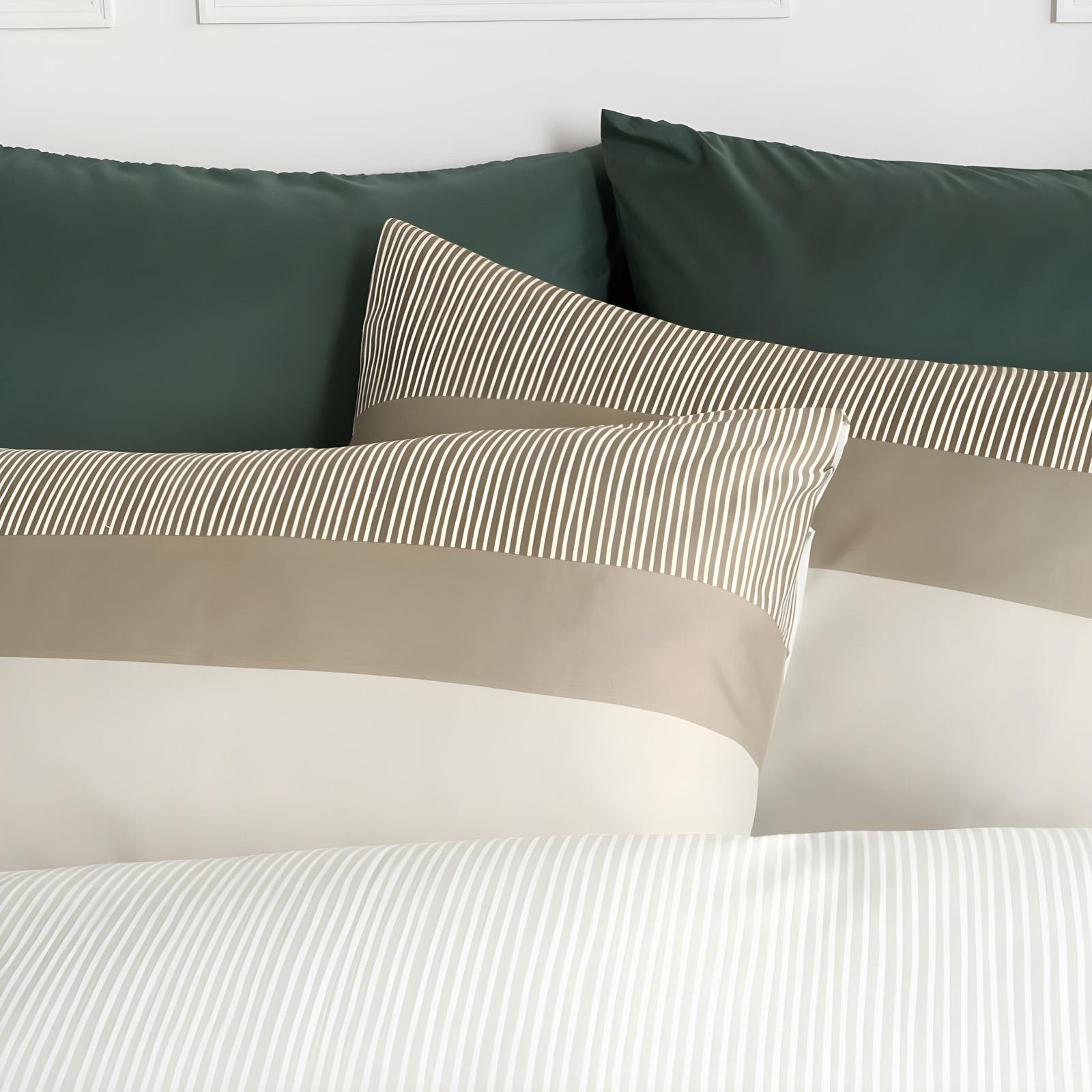 OHS Multi Stripe Bedding Set Microfibre Reversible Duvet Cover with Pillowcase