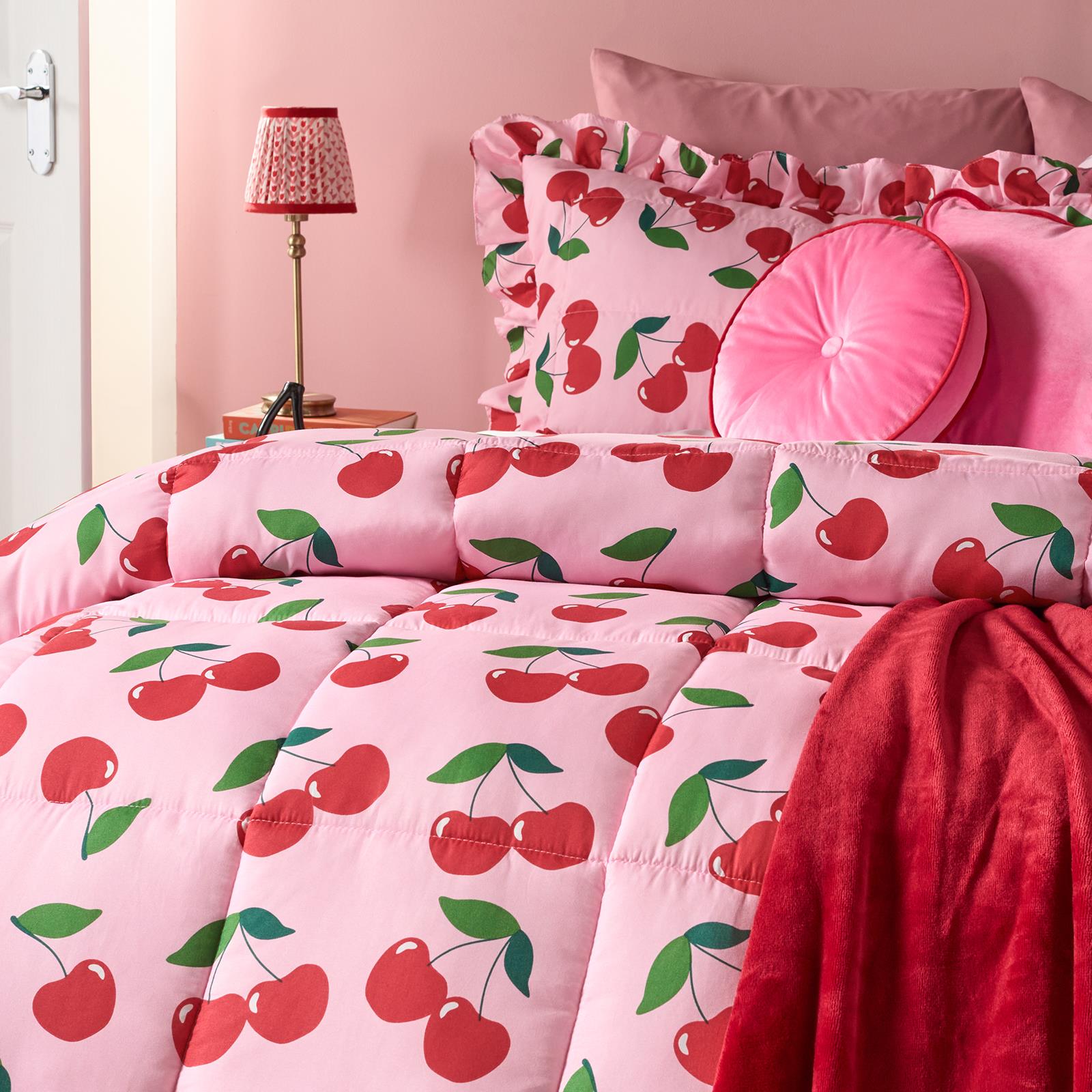 OHS Frill Edge Coverless 7.5 Tog Duvet Cherries Bedding Set with Pillowcase