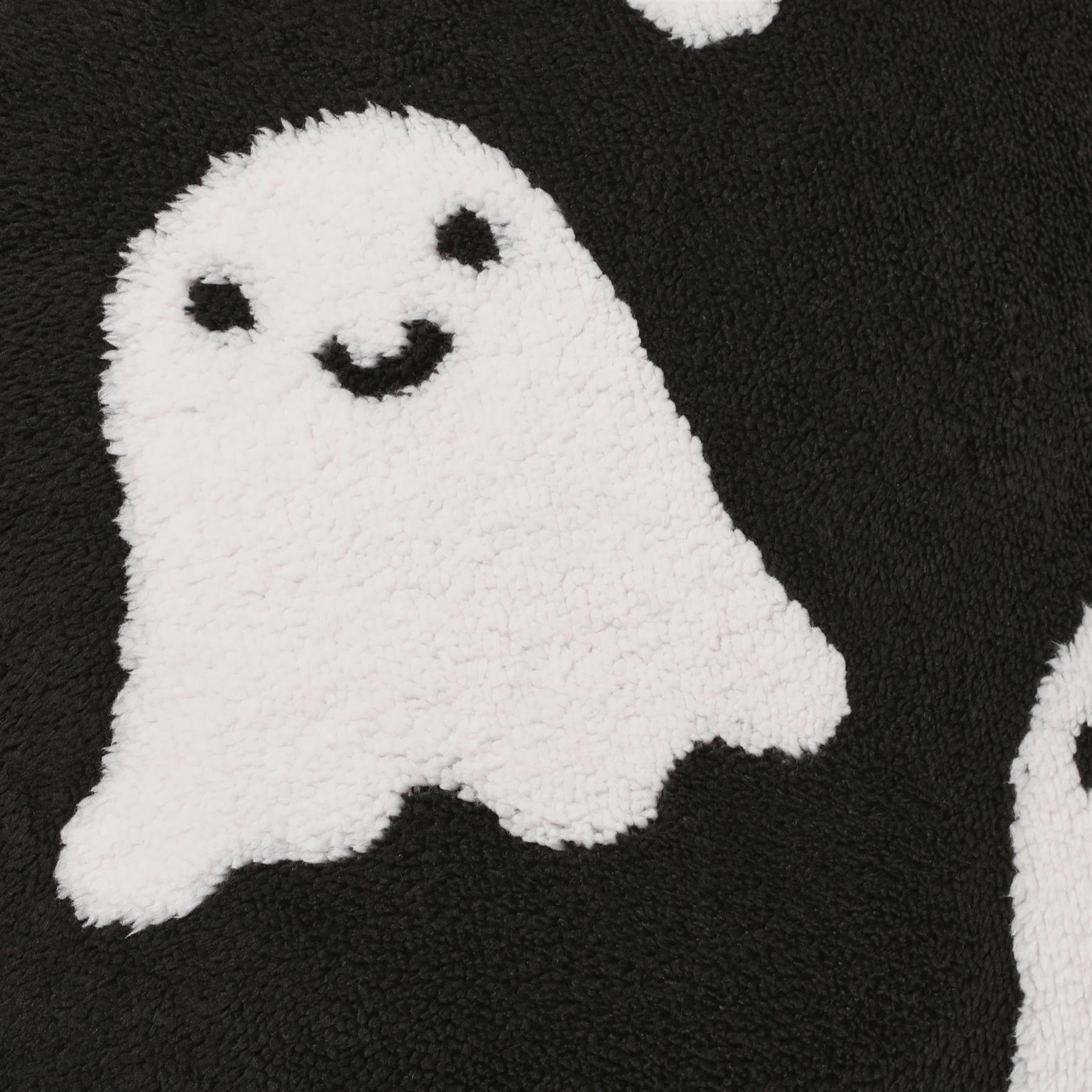 OHS Tufted Halloween Cushion Covers 2/4 Pack Fleece Warm Filled Cushions