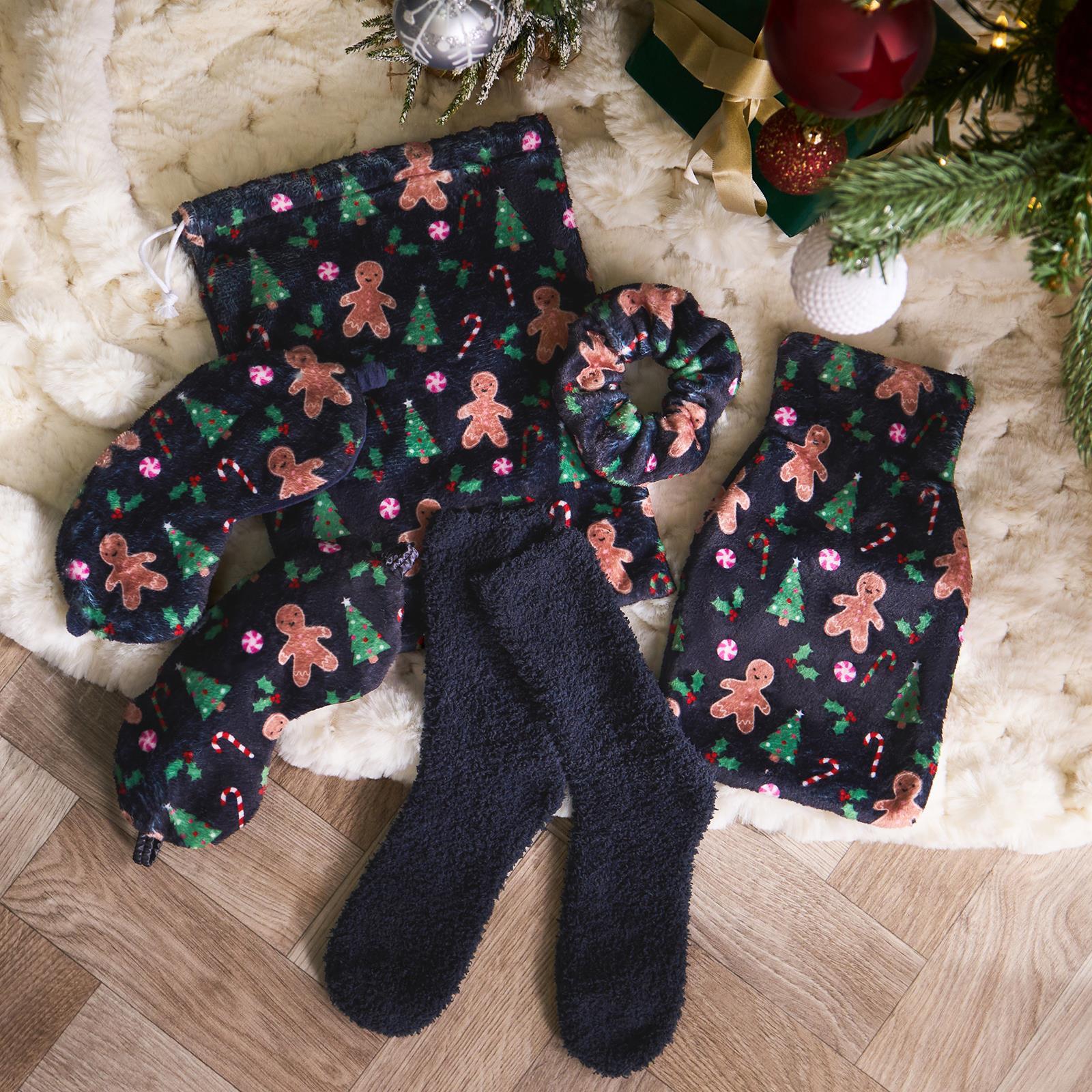 OHS Print Winter Gift Set Hot Water Bottle Socks Eye Mask Scrunchie Hand Warmer