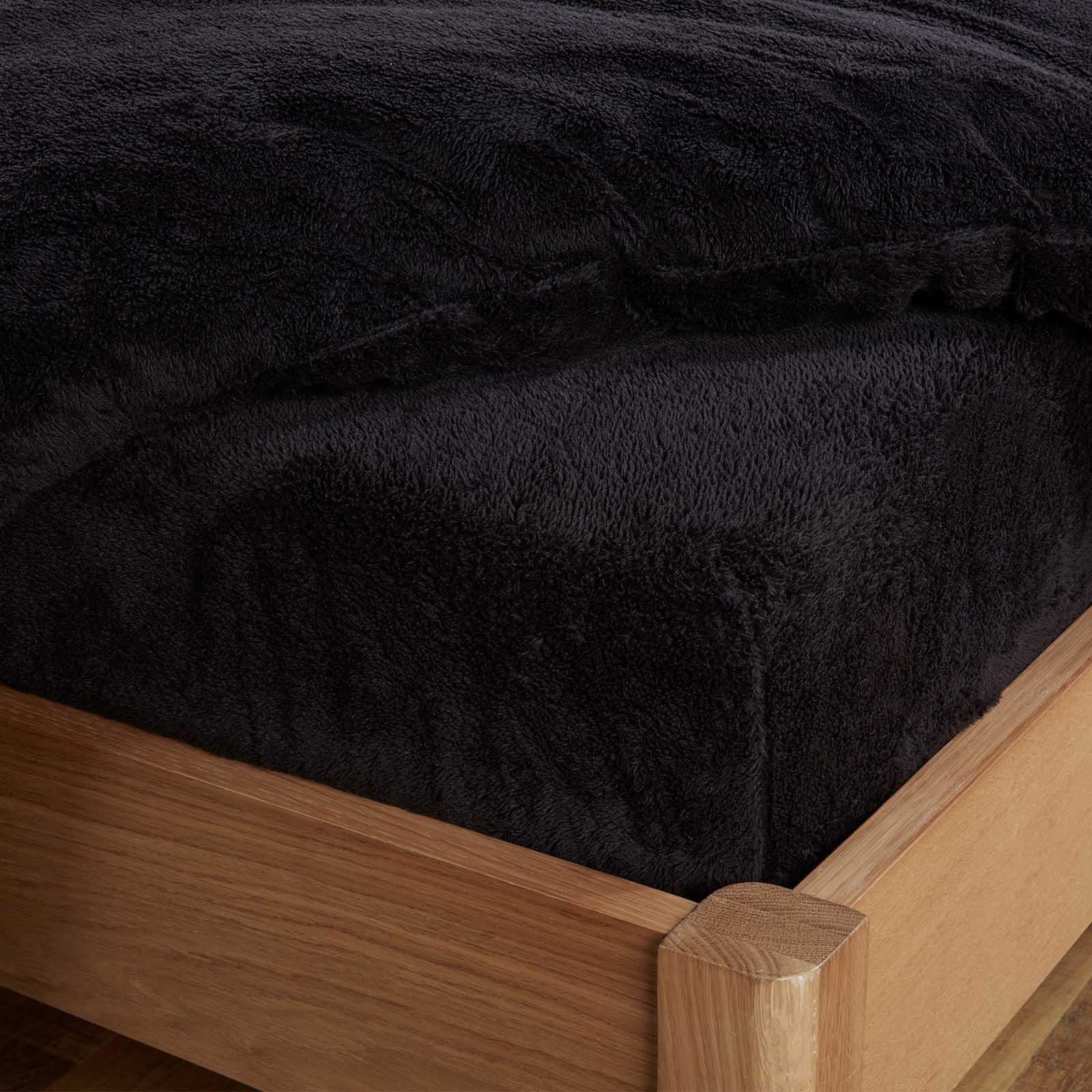Brentfords Teddy Fleece Fitted Sheet Thermal Warm Single Double King Bedding NEW - Picture 2 of 37