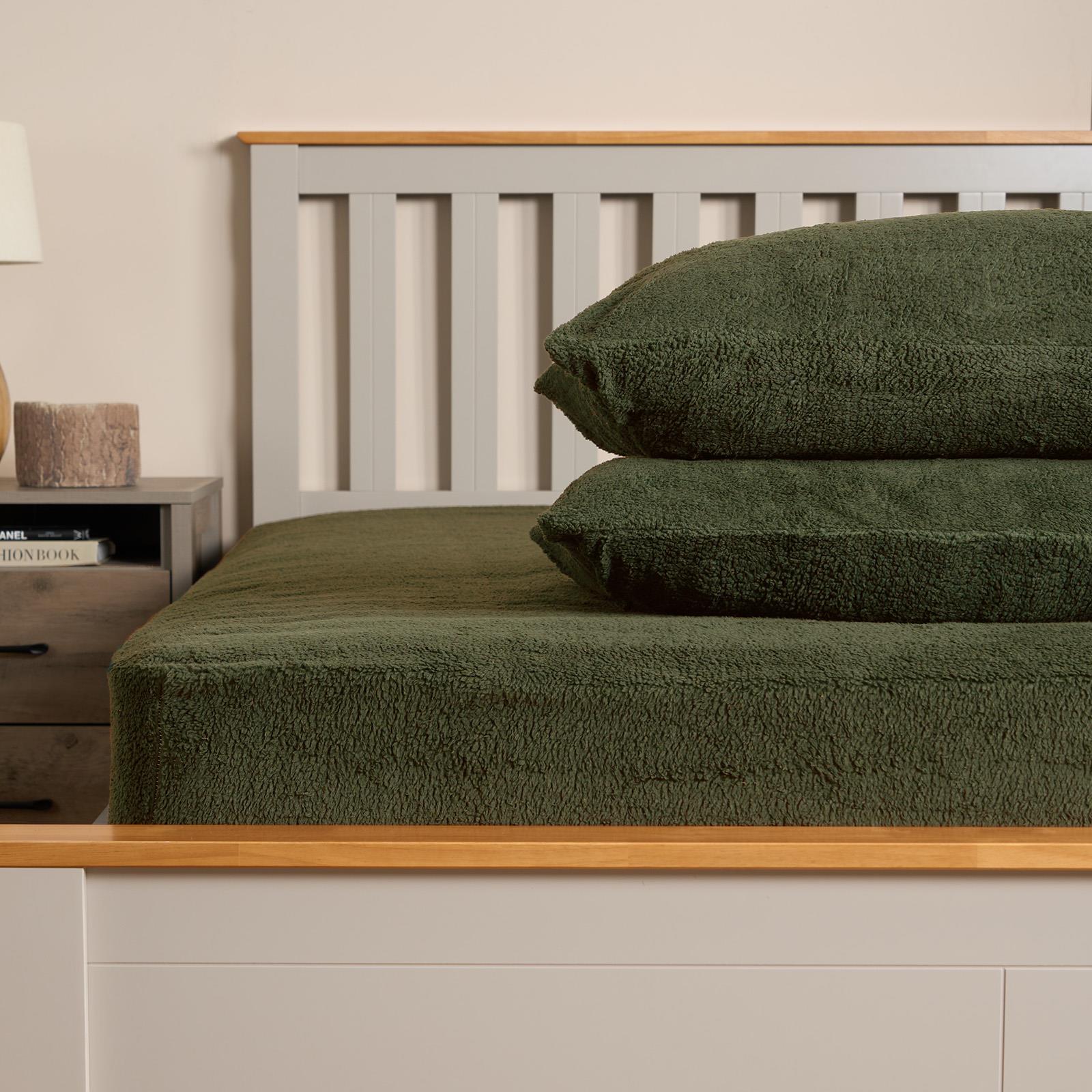 Brentfords Teddy Fleece Fitted Sheet Thermal Warm Single Double King Bedding NEW - Picture 34 of 37