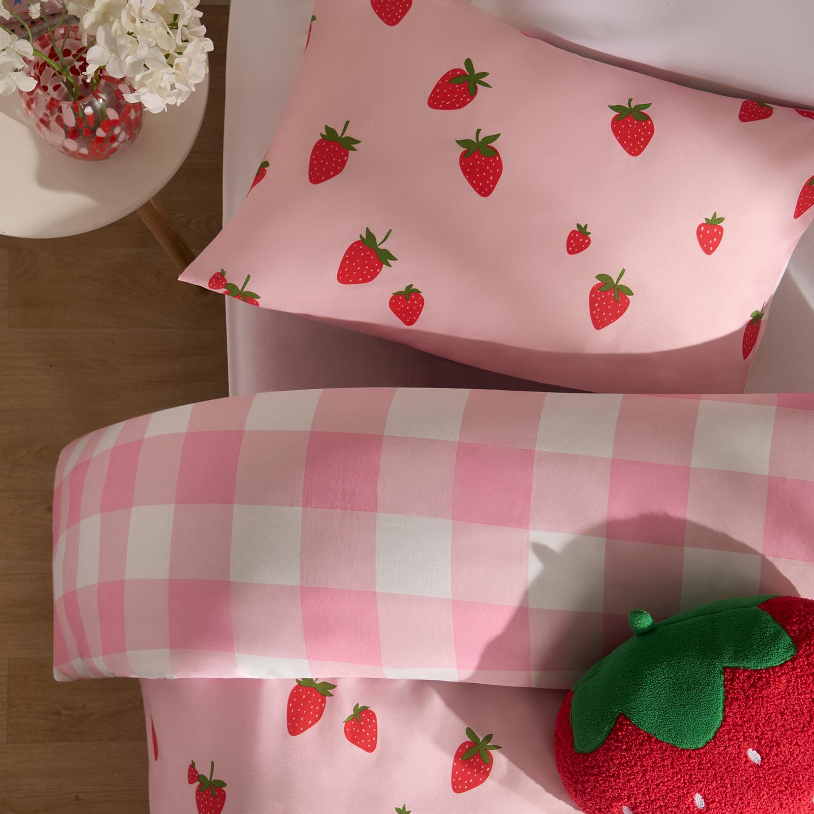 Strawberry Duvet Cover Quilt Set Pillowcase Bed Reversible Check Gingham Bedding