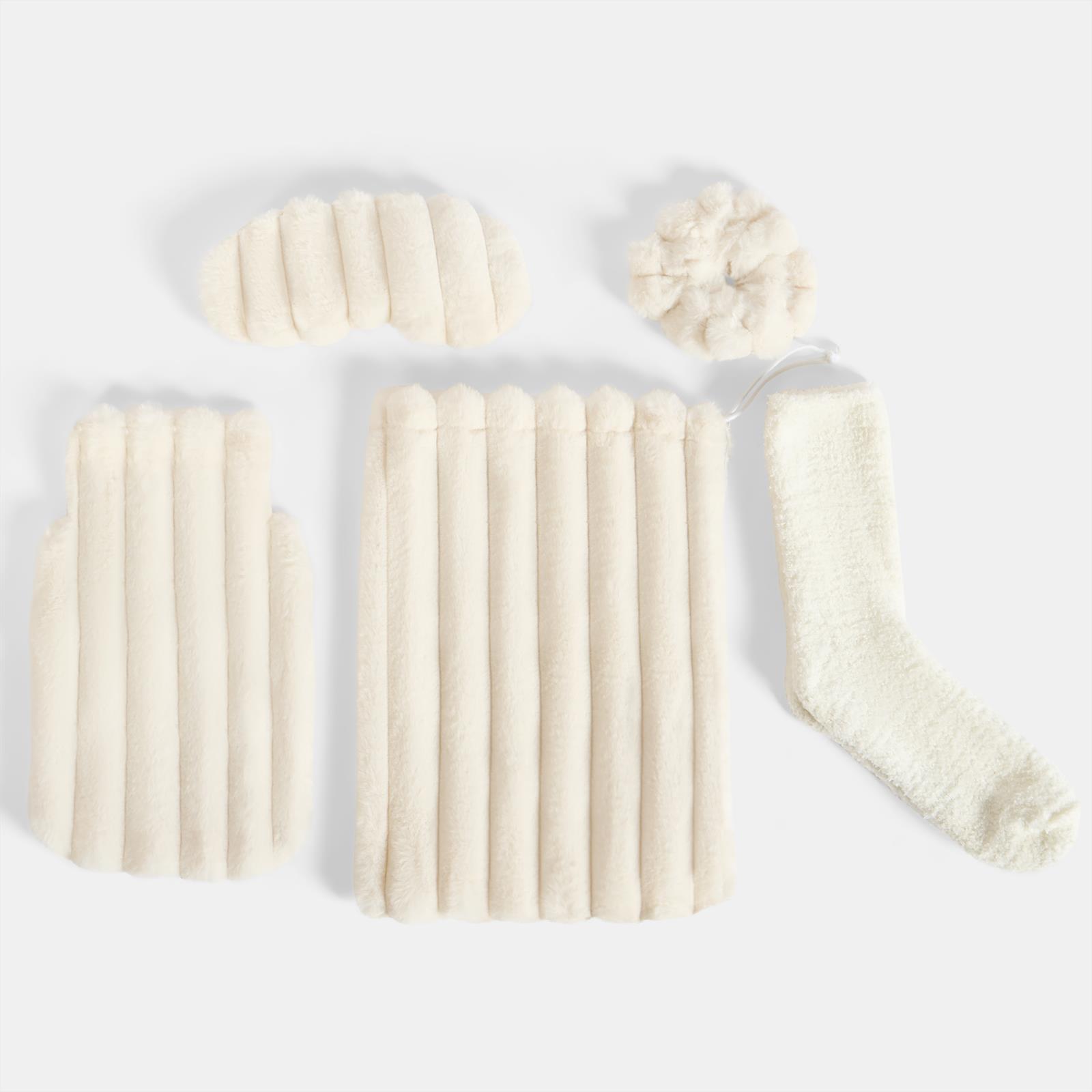 OHS Ribbed Faux Fur Winter Gift Set Hot Water Bottle Socks Eye Mask Scrunchie