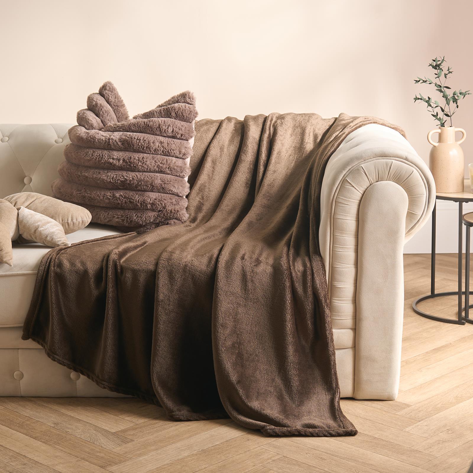 OHS Flannel Fleece Blanket Large Winter Warm Throw Luxury Bedspread