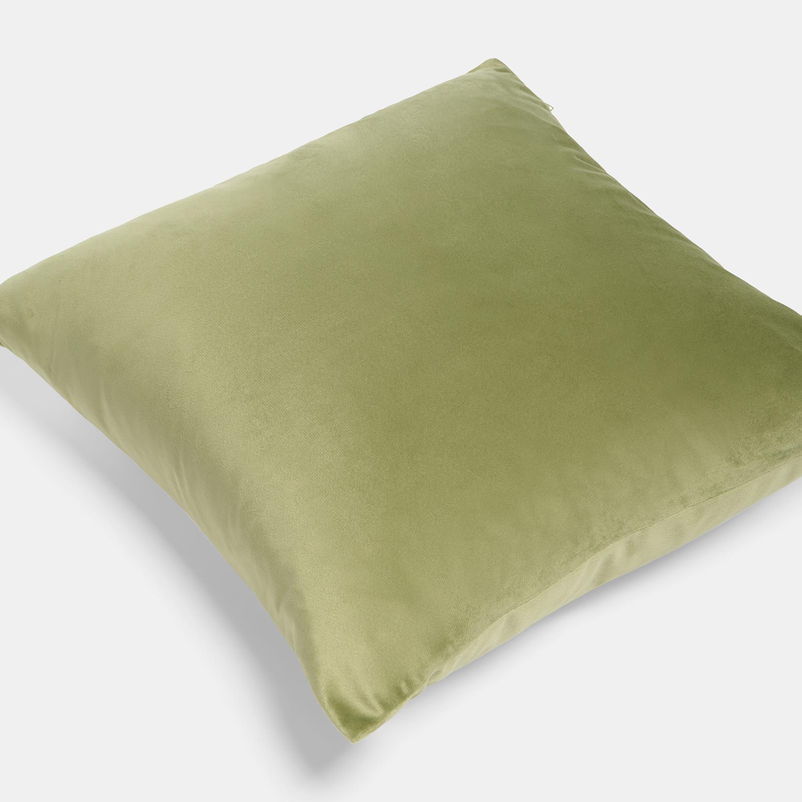 OHS Matte Velvet Cushion Covers Super Soft Luxury Square Pillowcases Multipack