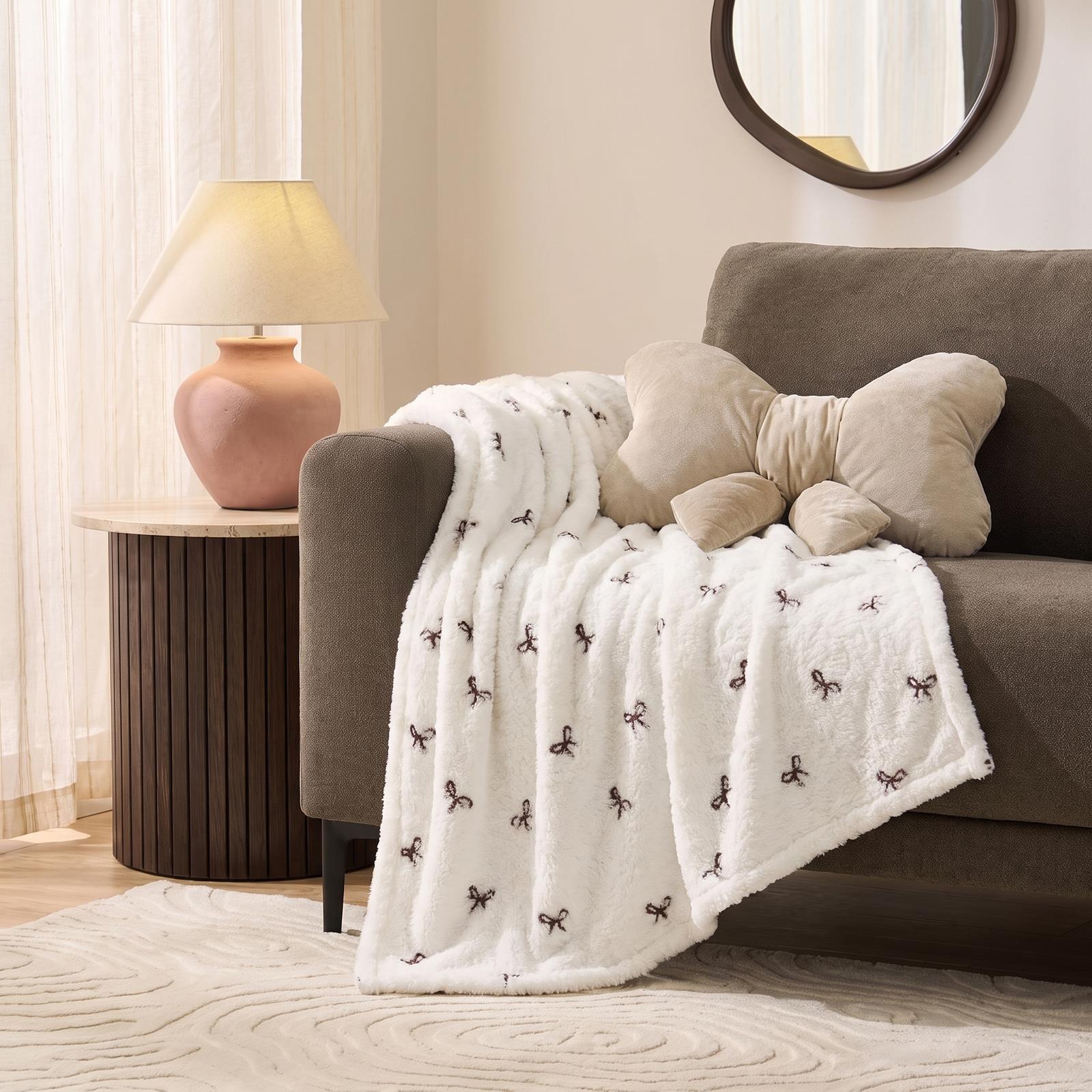 OHS Embossed Throw Ultrasoft Fleece Blanket Winter Soft Warm Bedspread