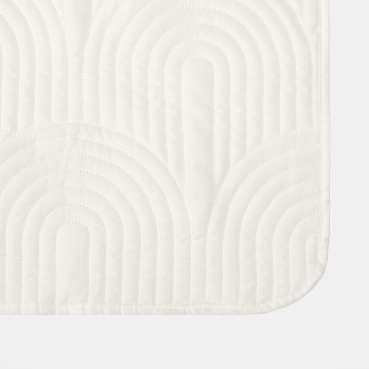OHS Quilted Arches Throw Pinsonic Blanket Winter Soft Warm Bedspread