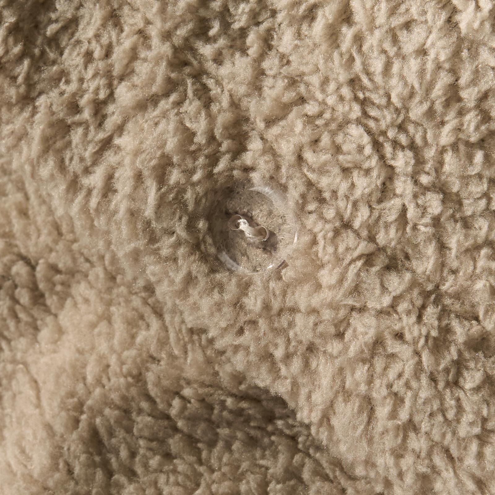 Picture 42 of 88