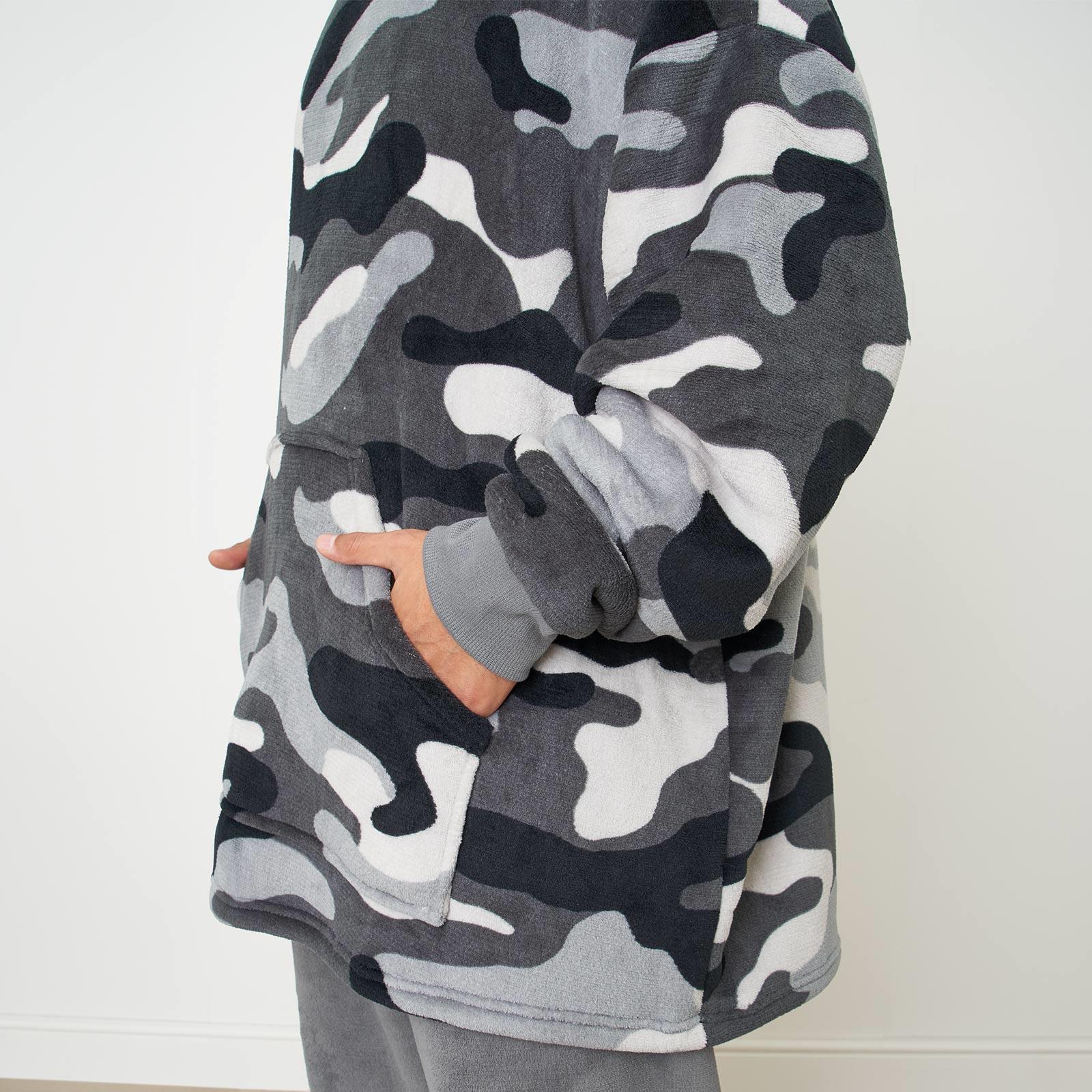 Dreamscene Camo Oversized Hoodie Blanket Giant Hiking Wearable Sherpa Sweatshirt
