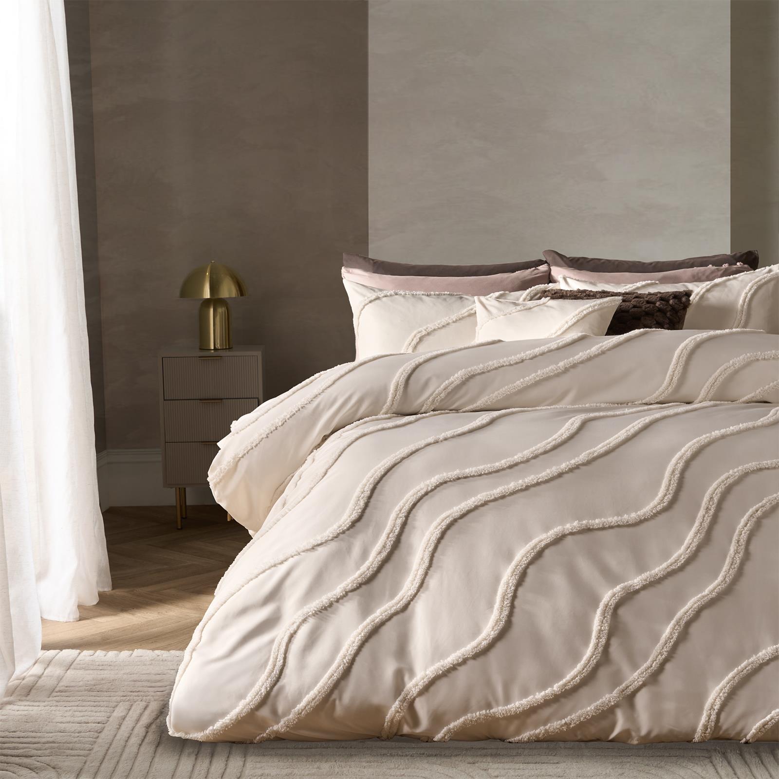 OHS Tufted Contour Bedding Set Soft Cosy Duvet Cover with Pillowcase