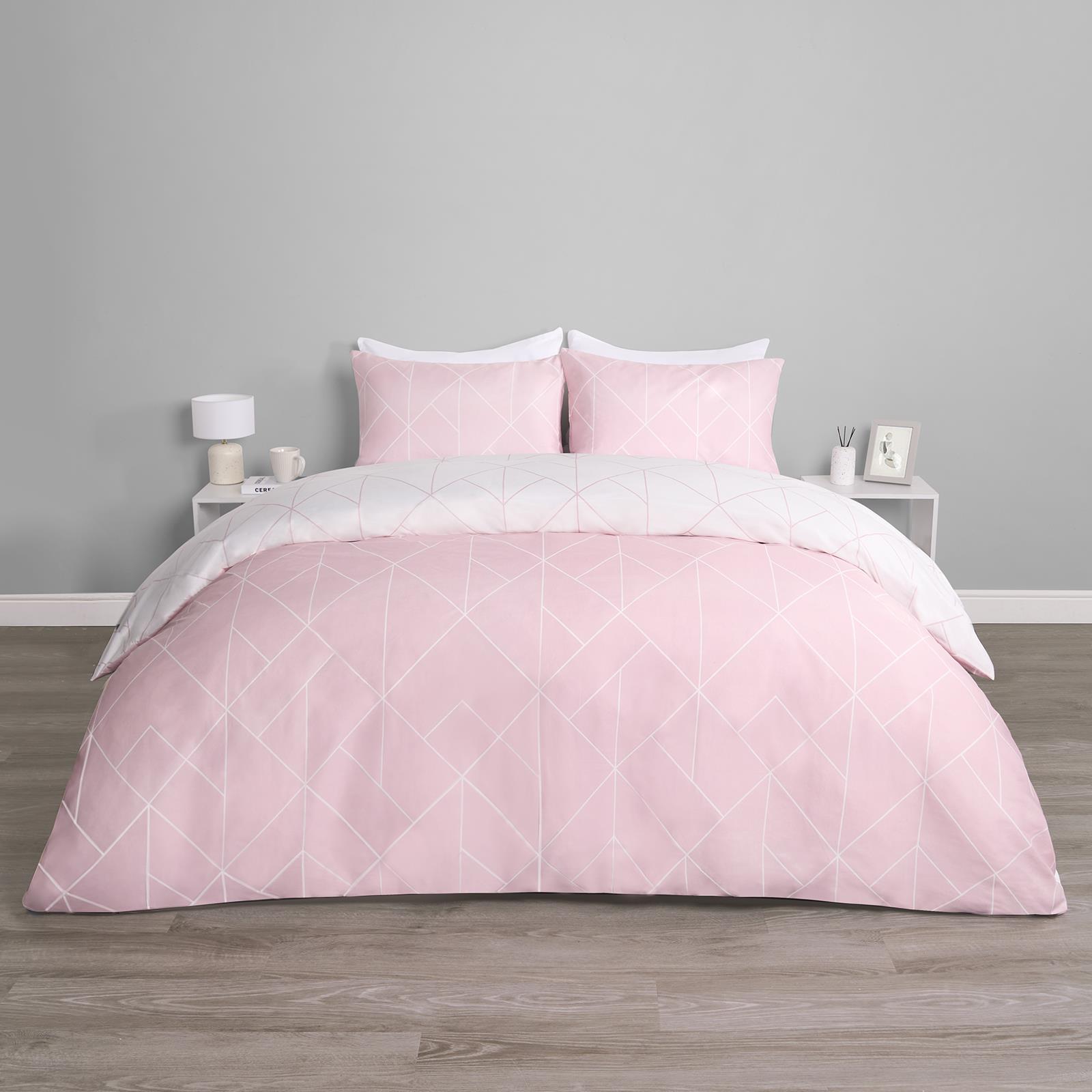 OHS Geometric Reversible Bedding Set Soft Quilt Duvet Cover with Pillowcase