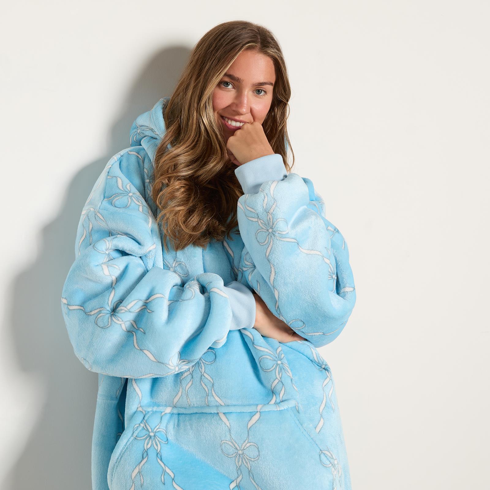 OHS Bow Lattice Hoodie Blanket Sherpa Lined Fleece Wearable Throw Thermal