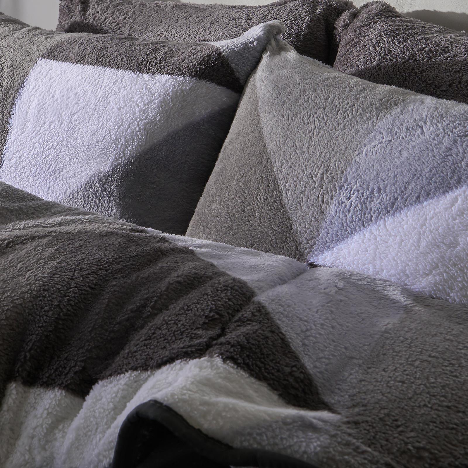 OHS Geometric Teddy Fleece Coverless Duvet Quilt Bedding Set 10.5 TOG Pillowcase