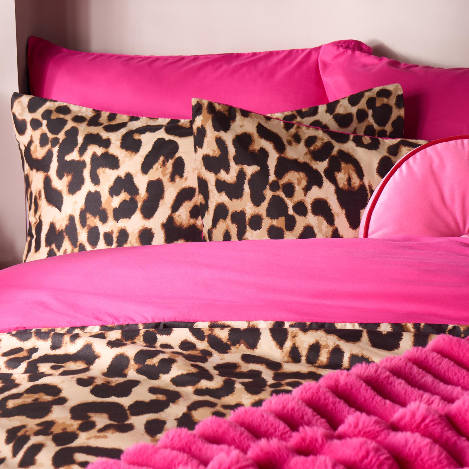 OHS Leopard Reversible Duvet Cover Microfibre Bedding Set with Pillowcase