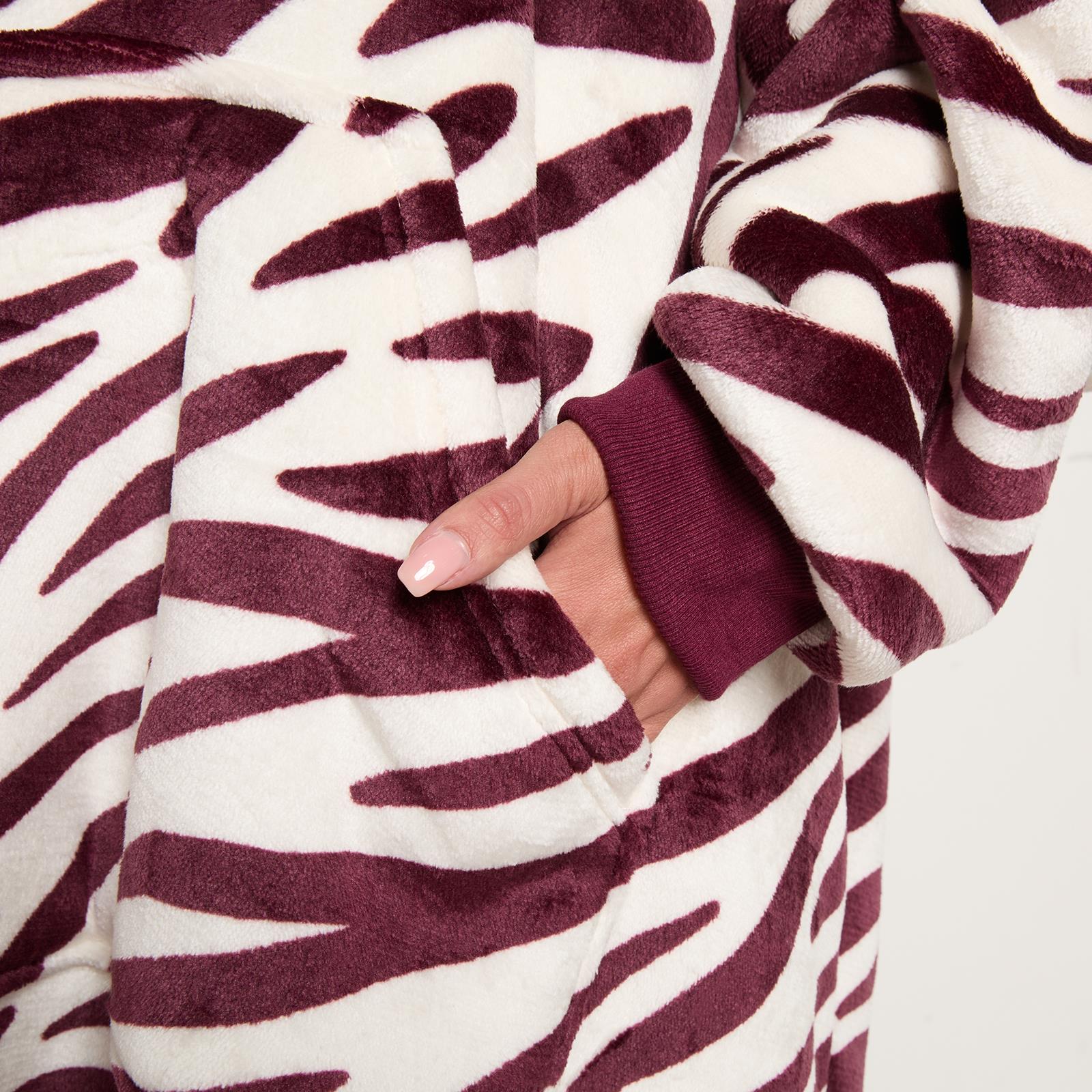 OHS Animal Prints Hoodie Blanket Sherpa Lined Fleece Wearable Throw