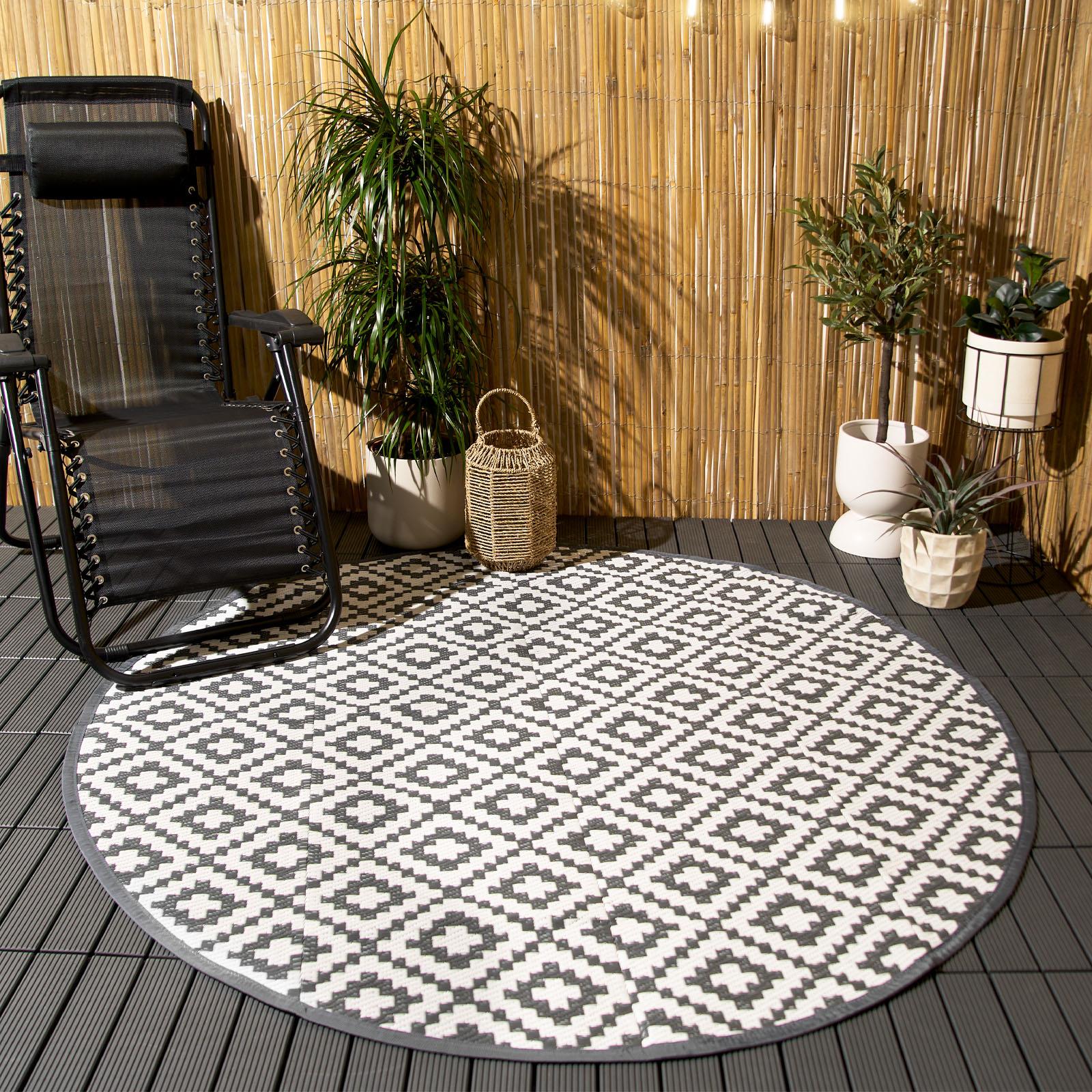 Outdoor Rug Garden Geometric Large Waterproof Patio Area Non Slip Deck Floor Mat