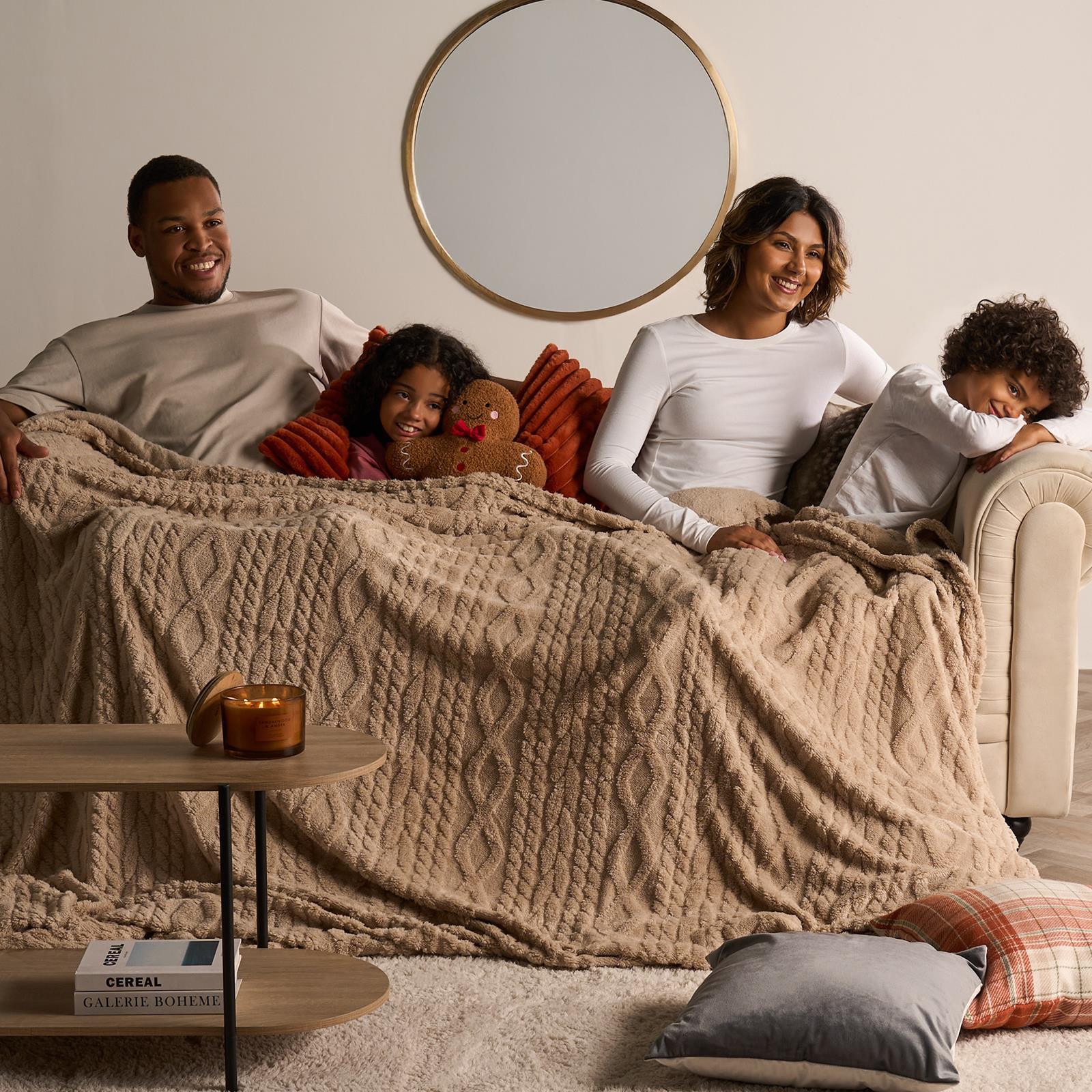 OHS Cable Knit Throw Soft Fleece Family Large Blanket Thermal Bedspread