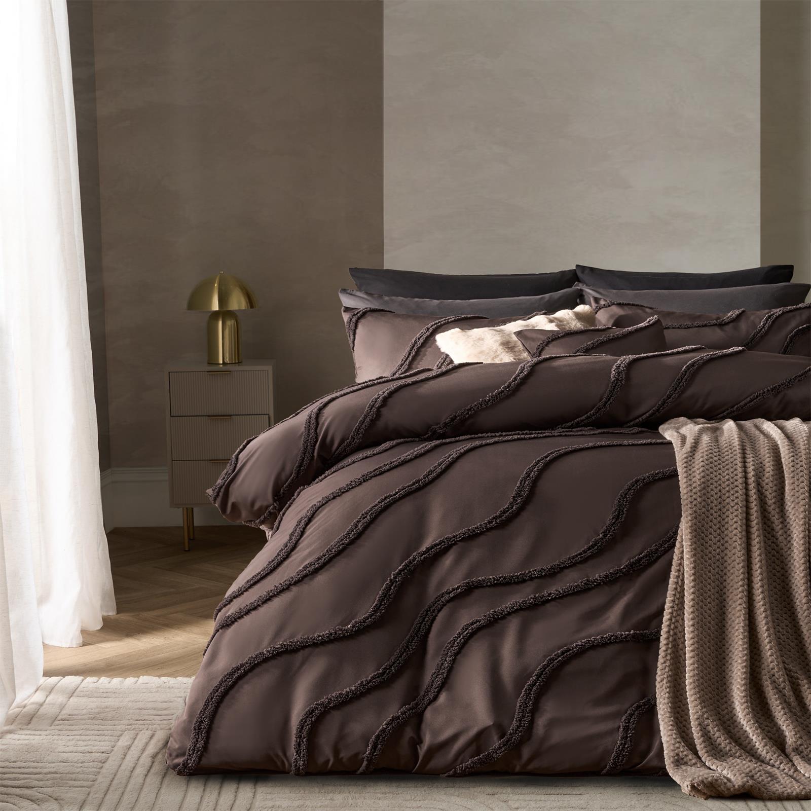 OHS Tufted Contour Bedding Set Soft Cosy Duvet Cover with Pillowcase