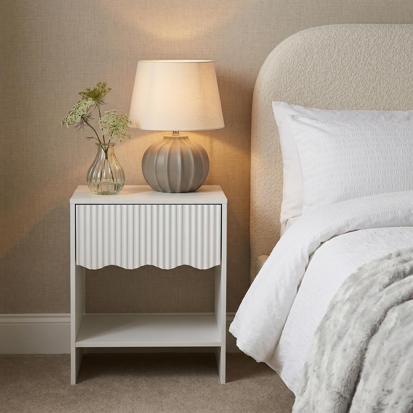 OHS Scallop Bedside Ribbed Wood Nightstand 1 Drawer Storage Unit End Table