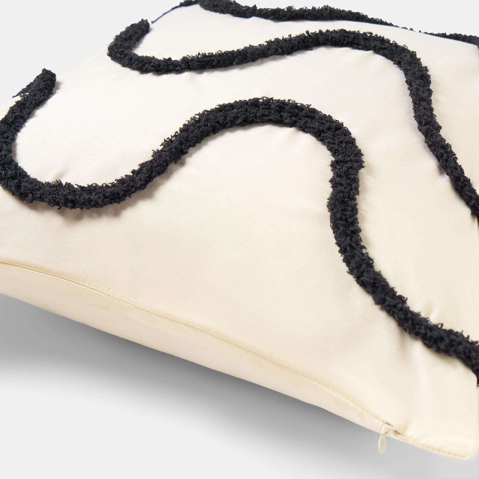 OHS Tufted Waves Cushion Covers 2 Pack Decorative Square Pillowcases