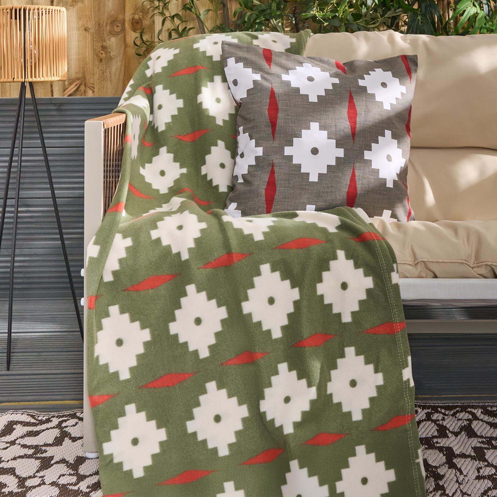 OHS Geo Print Throw Soft Blanket Polar Fleece Lightweight Bedspread