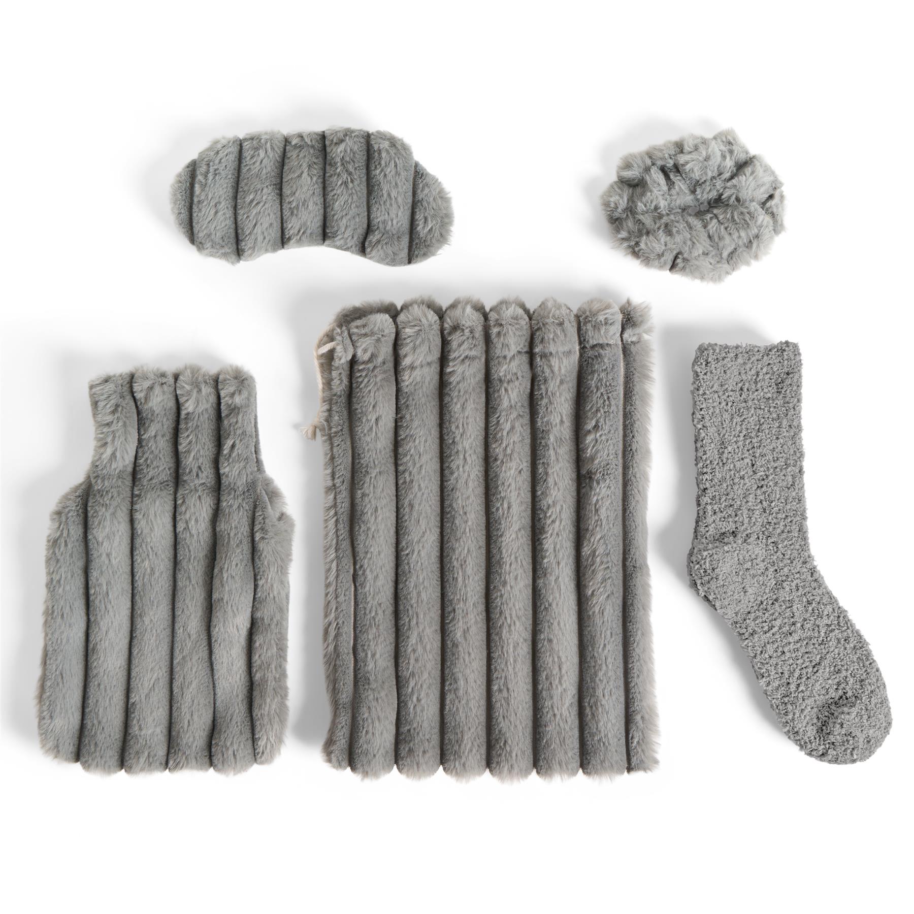 OHS Ribbed Faux Fur Winter Gift Set Hot Water Bottle Socks Eye Mask Scrunchie