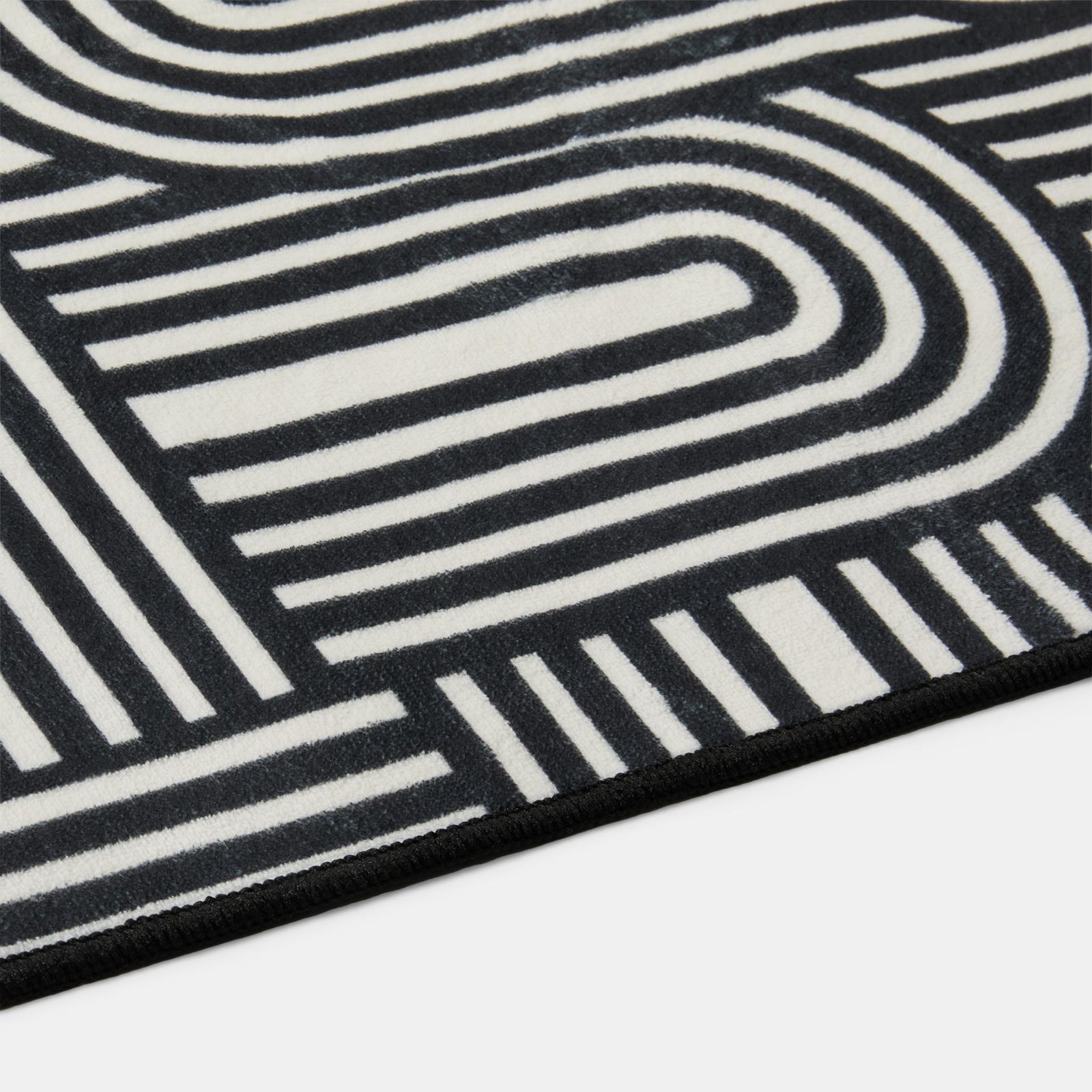 OHS Washable Rug Geometric Print Ultra Soft Living Room Area Mat Accent Rugs