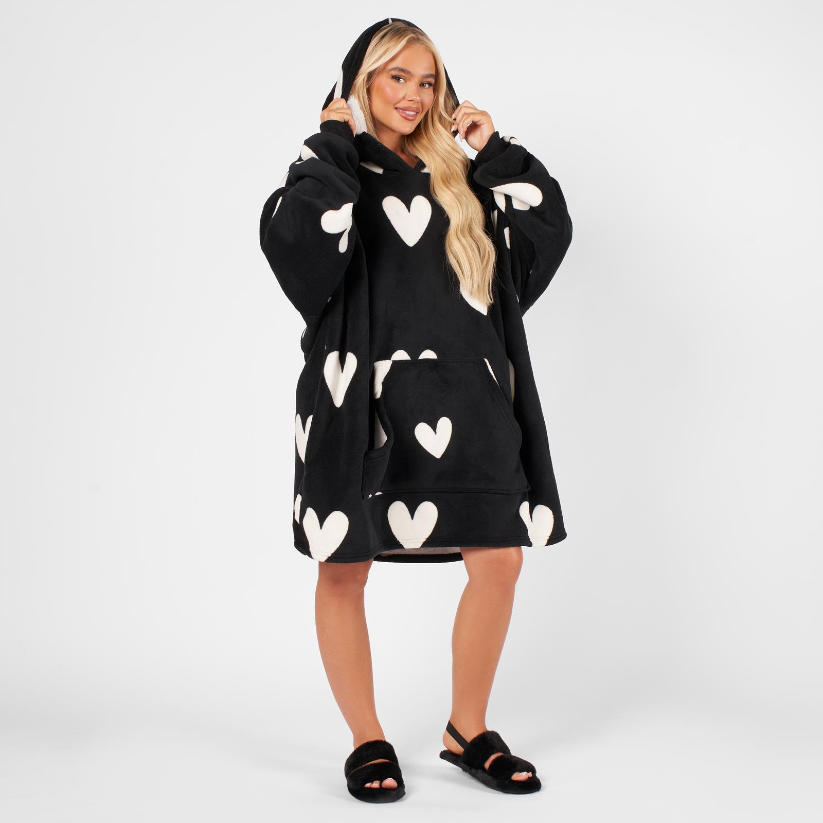OHS Heart Print Hoodie Blanket Oversized Adult Fleece Sherpa Throw Jumper