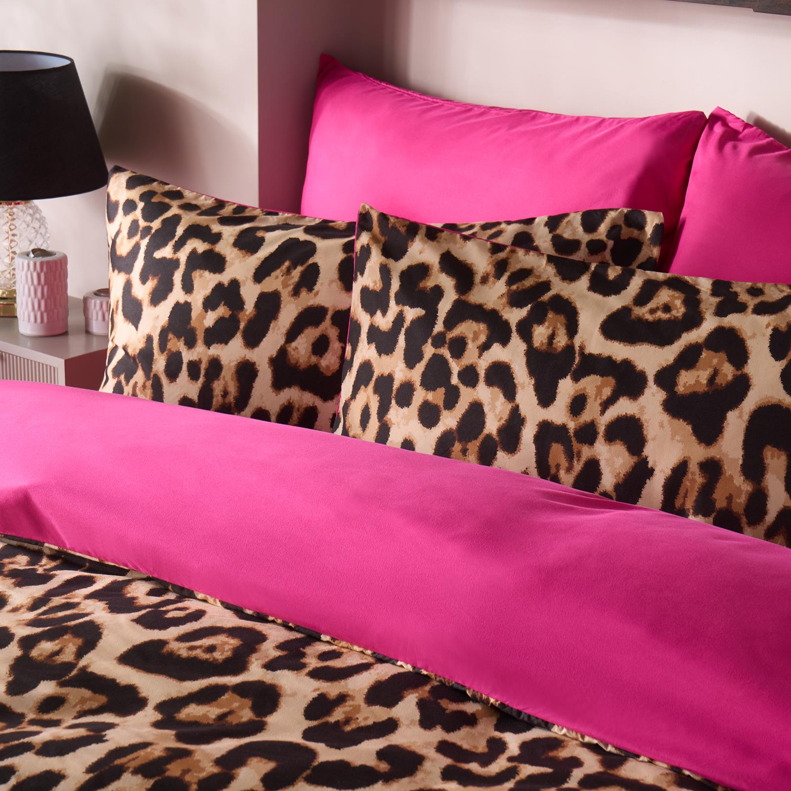 OHS Leopard Reversible Duvet Cover Microfibre Bedding Set with Pillowcase